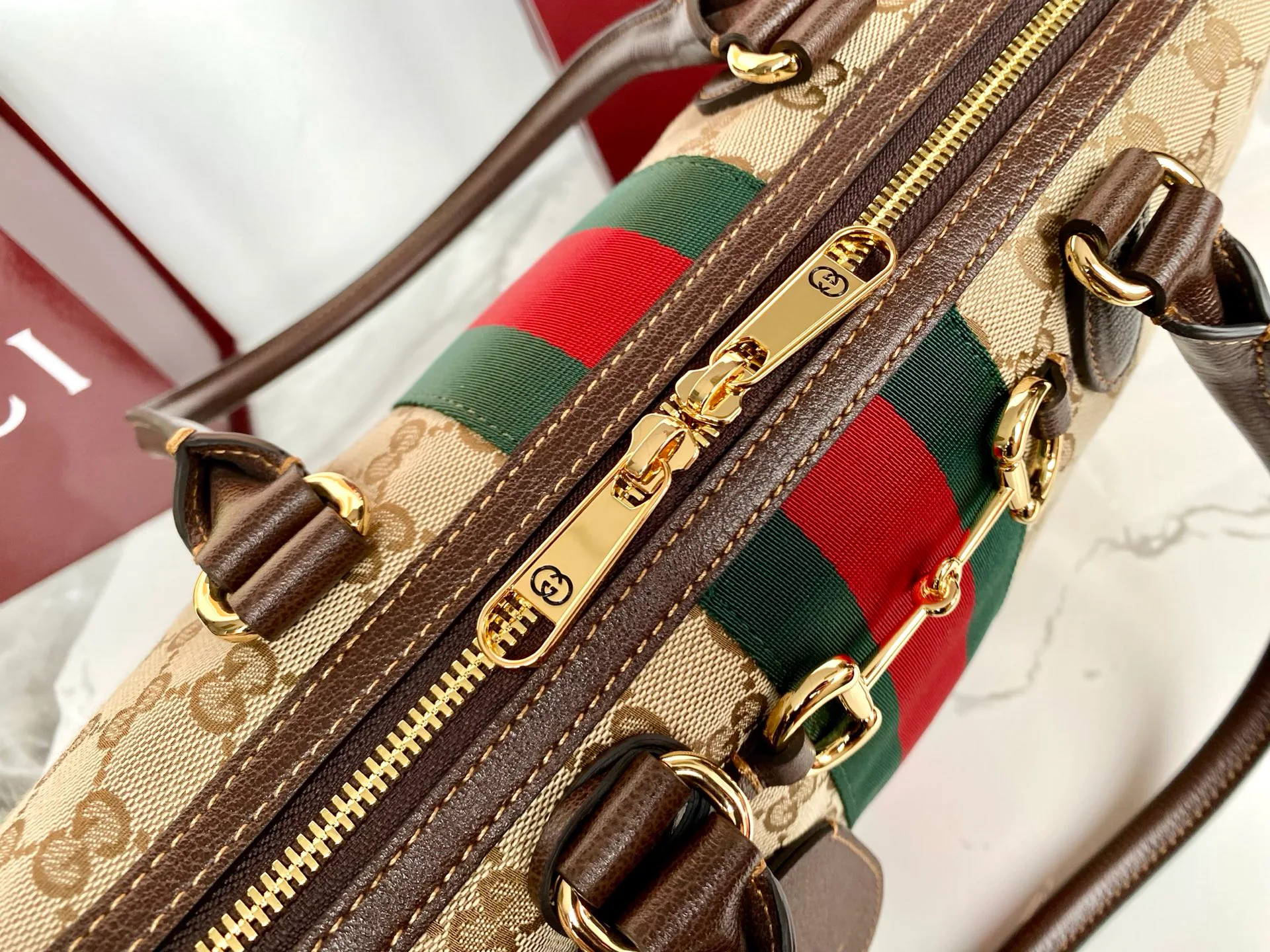 Классические Сумки Женские Gucci 11615592