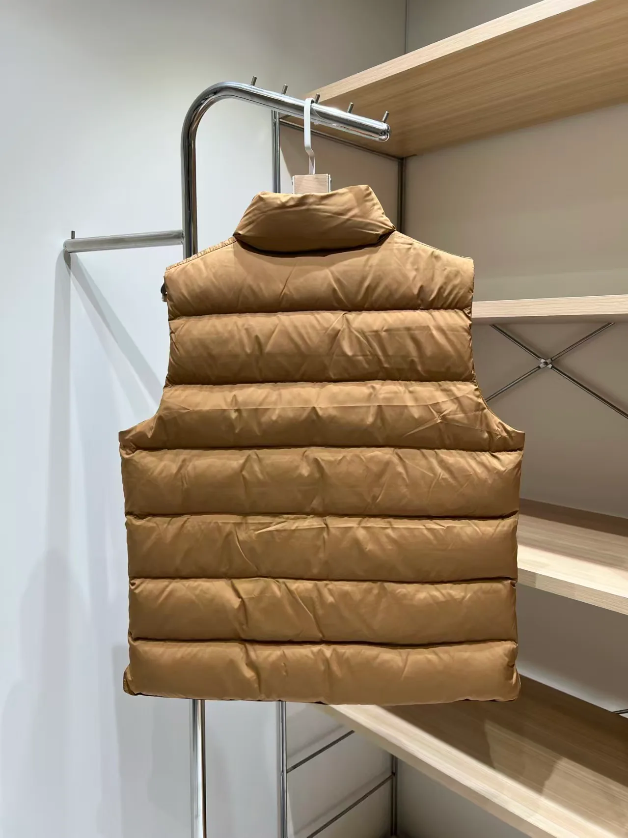 Жилеты Женские Moncler 18131403