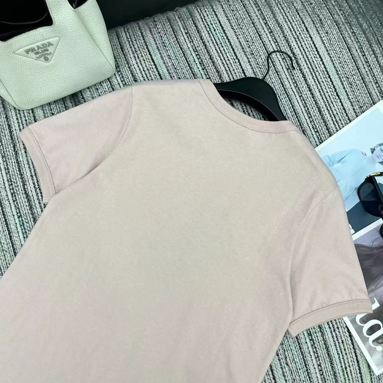 Футболки Женские Prada 11660612