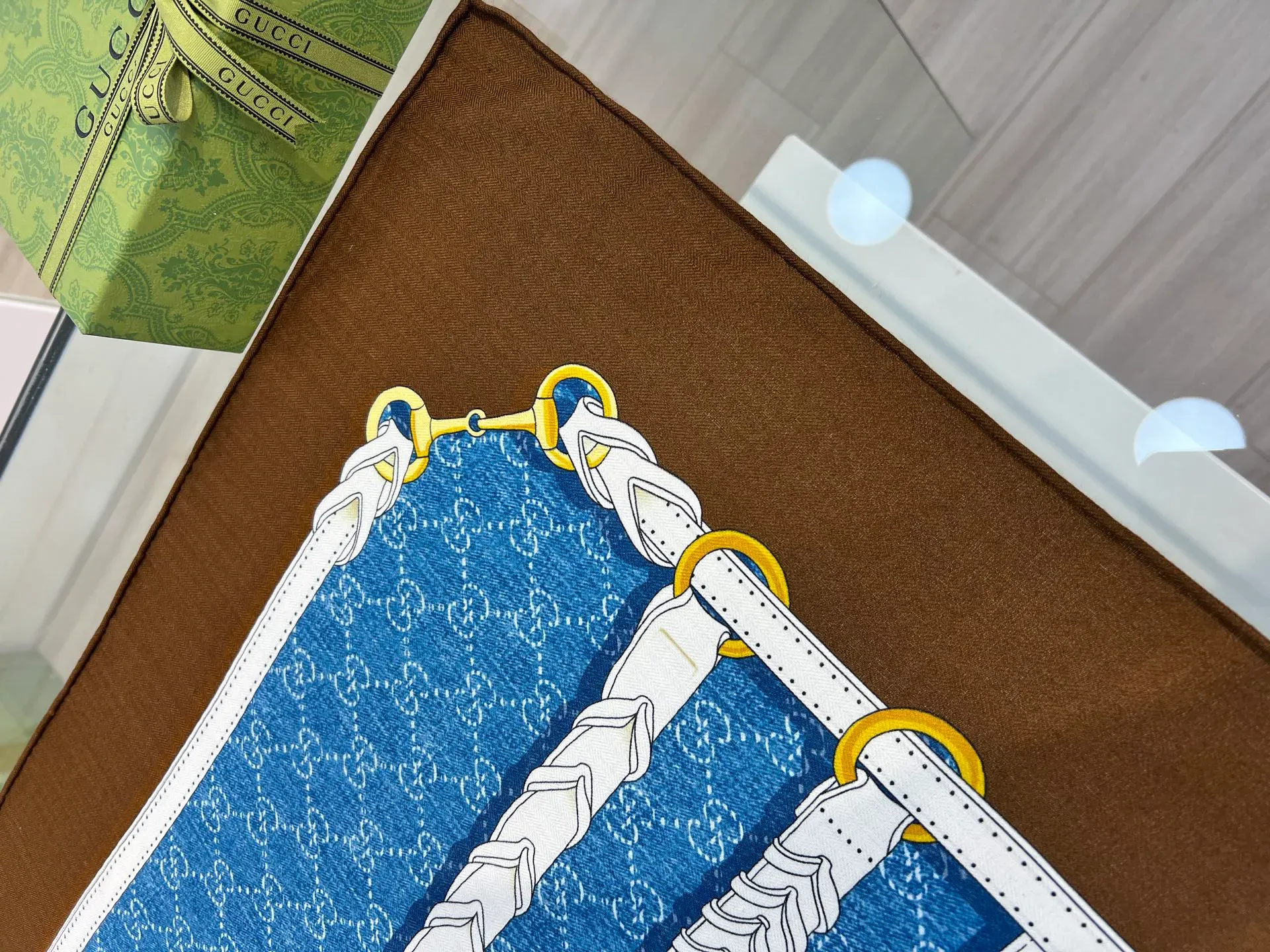 Шарфы Gucci 401710