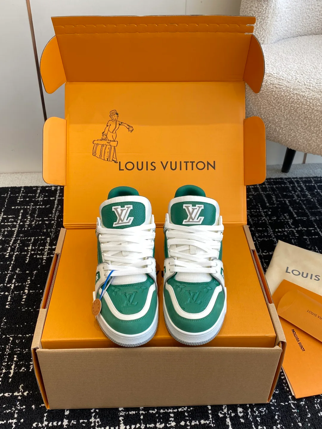 Кроссовки Женские Louis Vuitton 5790944