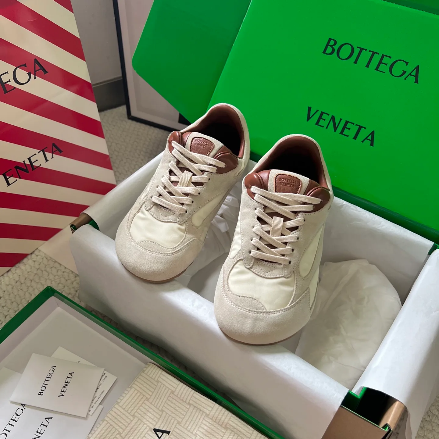 Кроссовки Женские Bottega Veneta 11565973