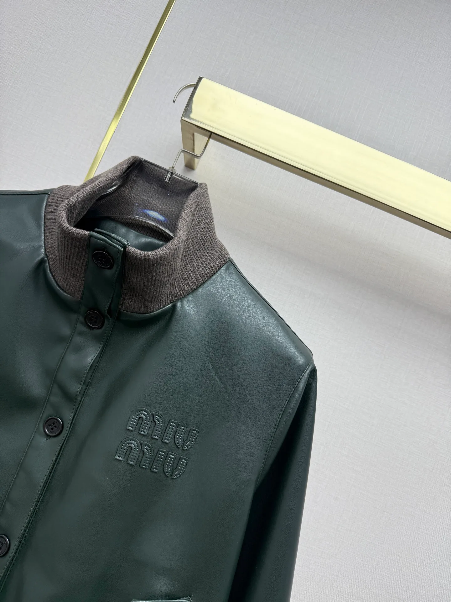 Кожаные Куртки И Дублёнки Женские Miu Miu 18728896