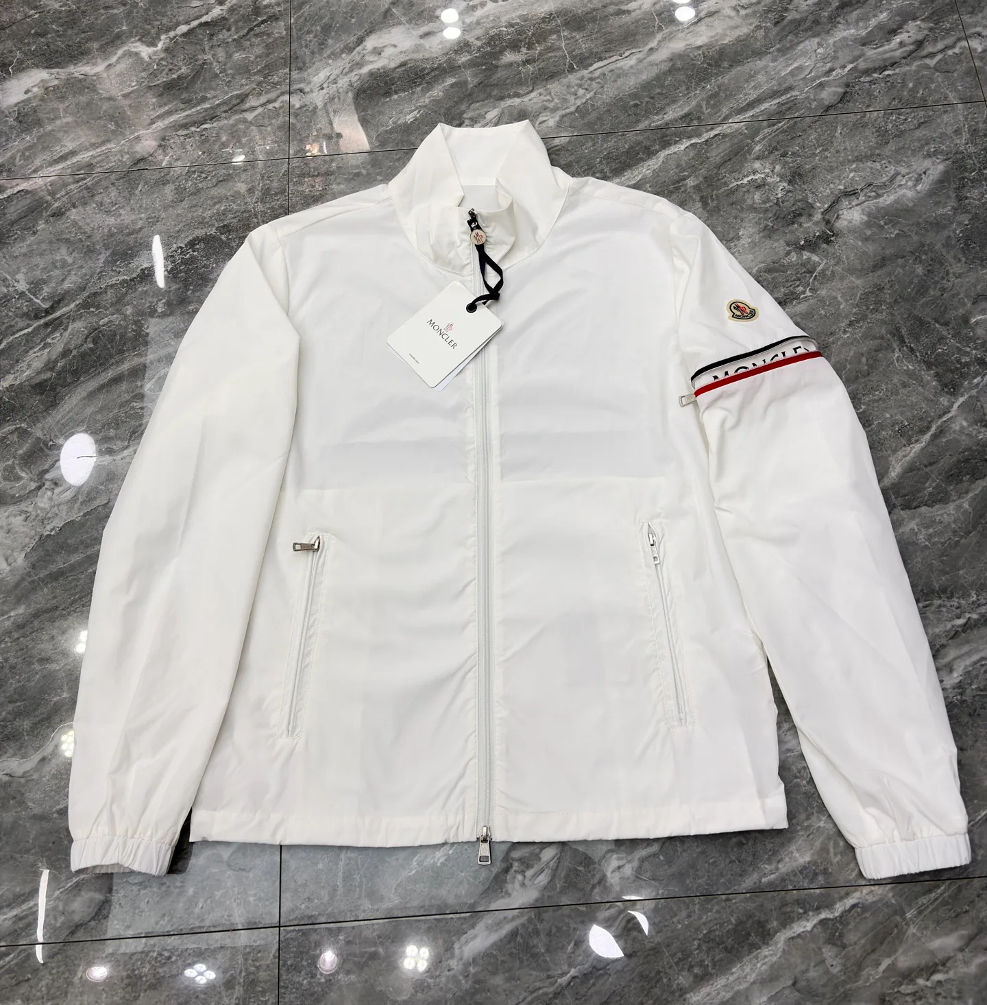 Куртки И Пуховики Женские Moncler 11690855