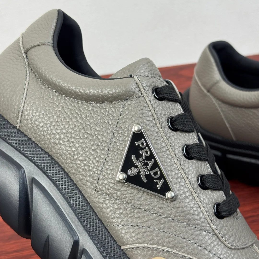 Кроссовки Мужские Prada 4214465