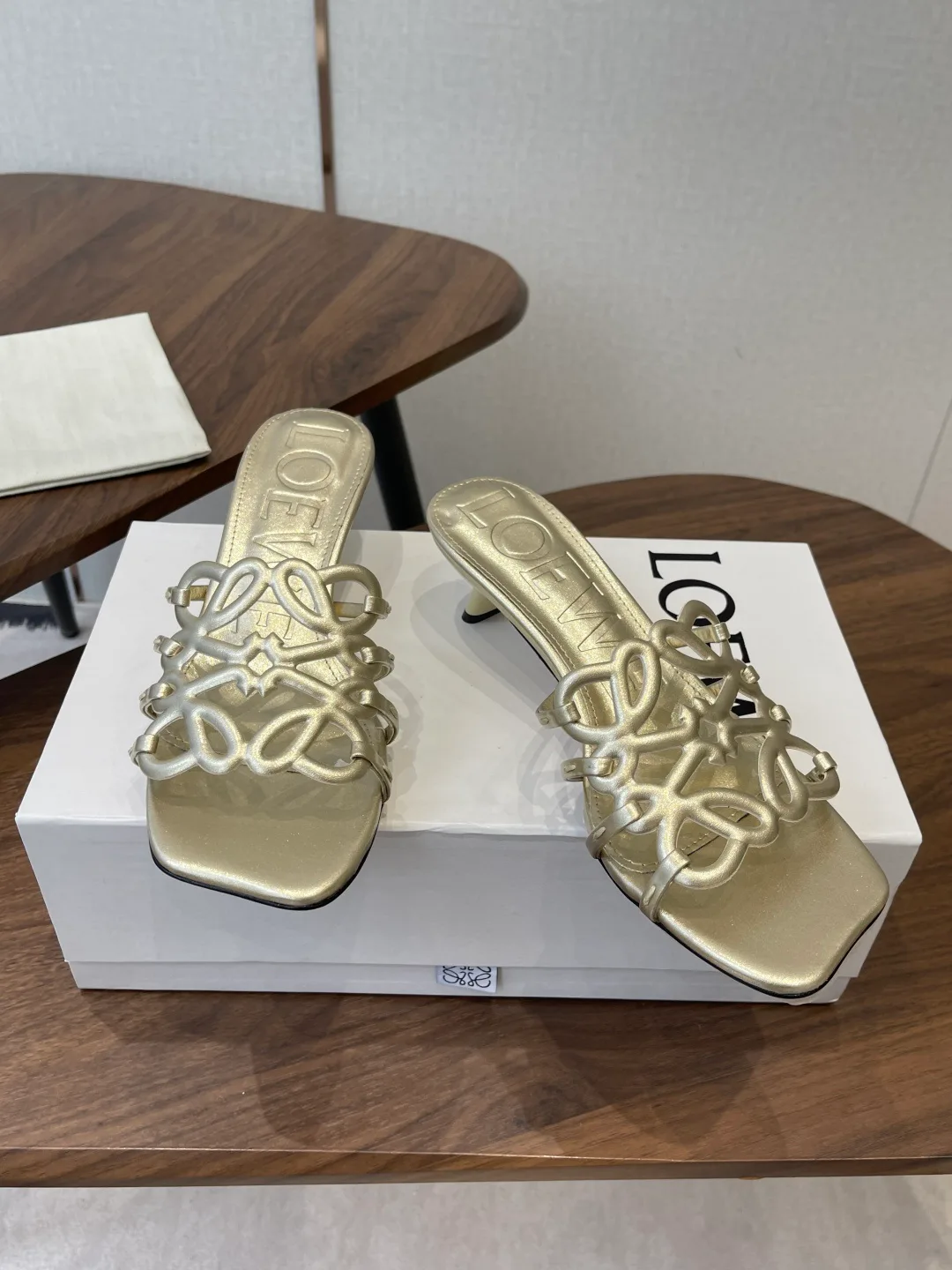 Босоножки Женские Loewe 11428029