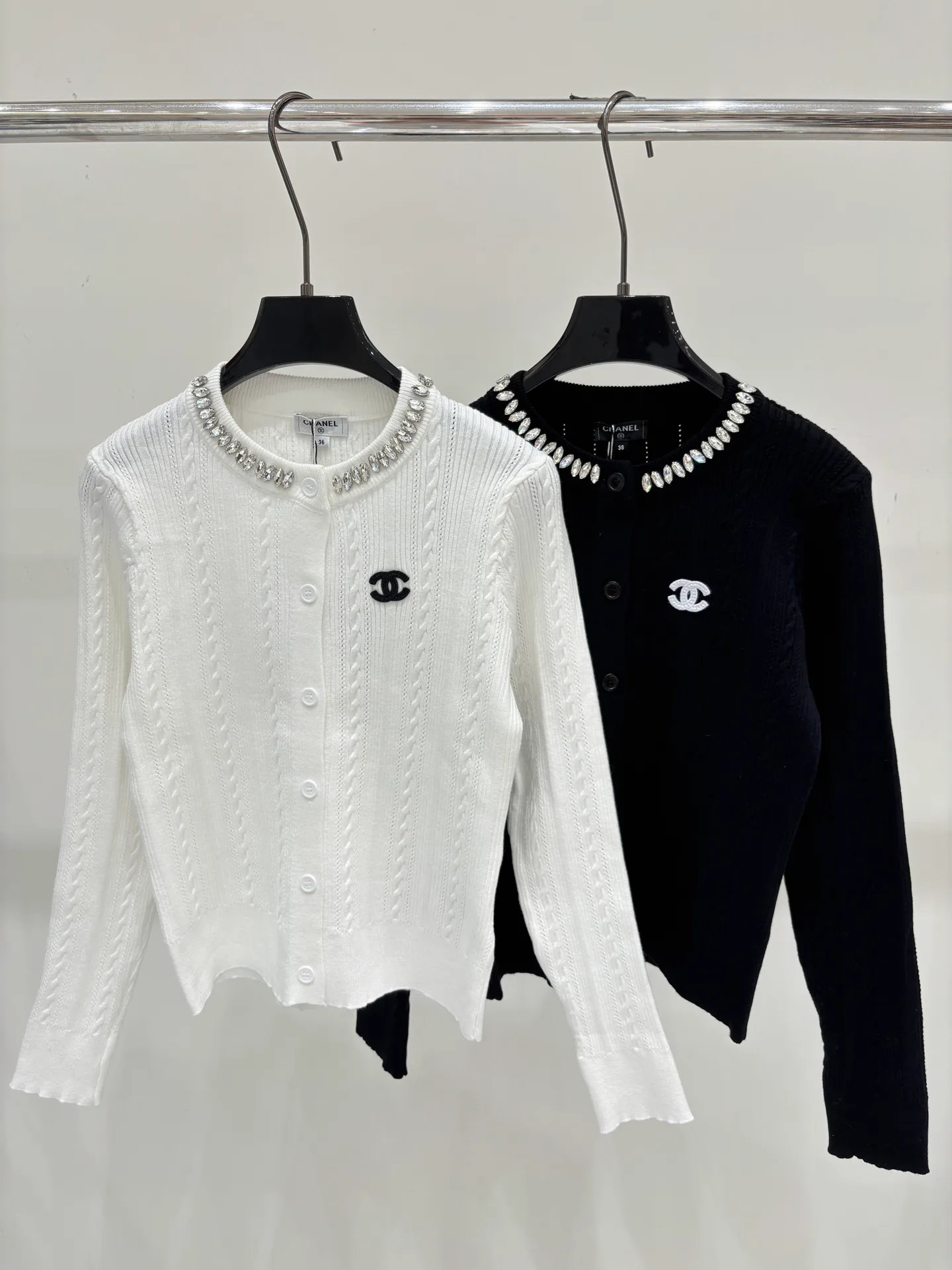 Джемперы И Свитеры Женские Chanel 18305726