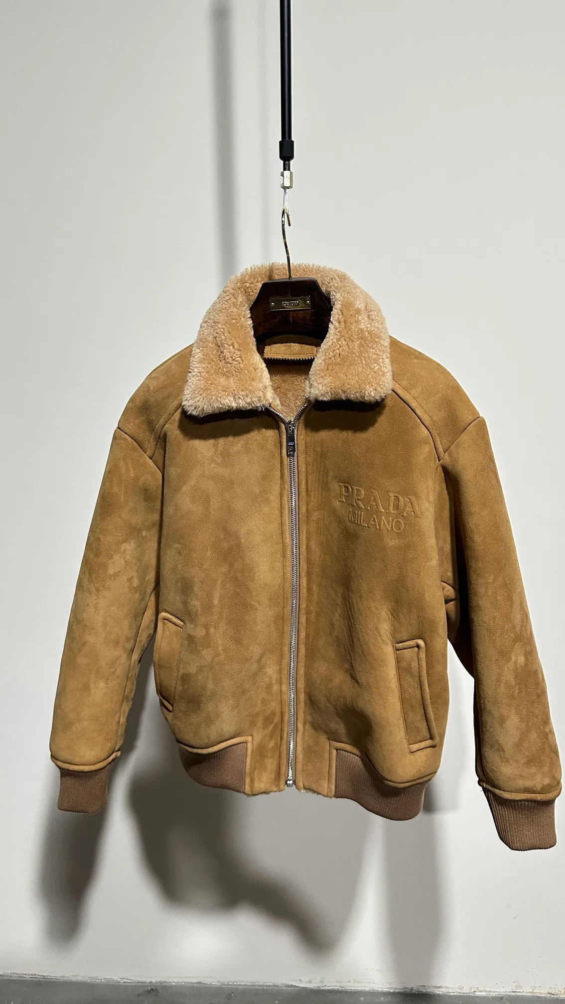 Кожаные Куртки И Дублёнки Мужские Prada 89584