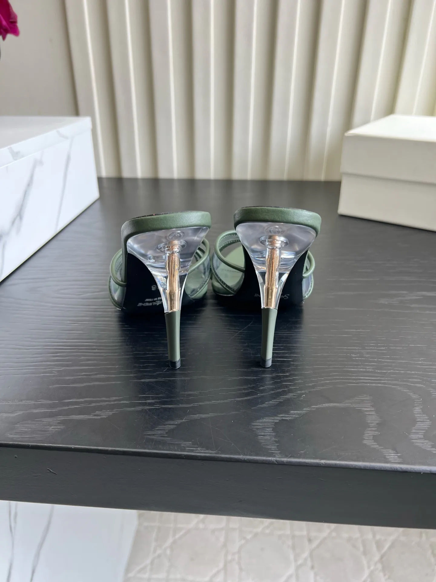 Босоножки Женские Saint Laurent 18614251