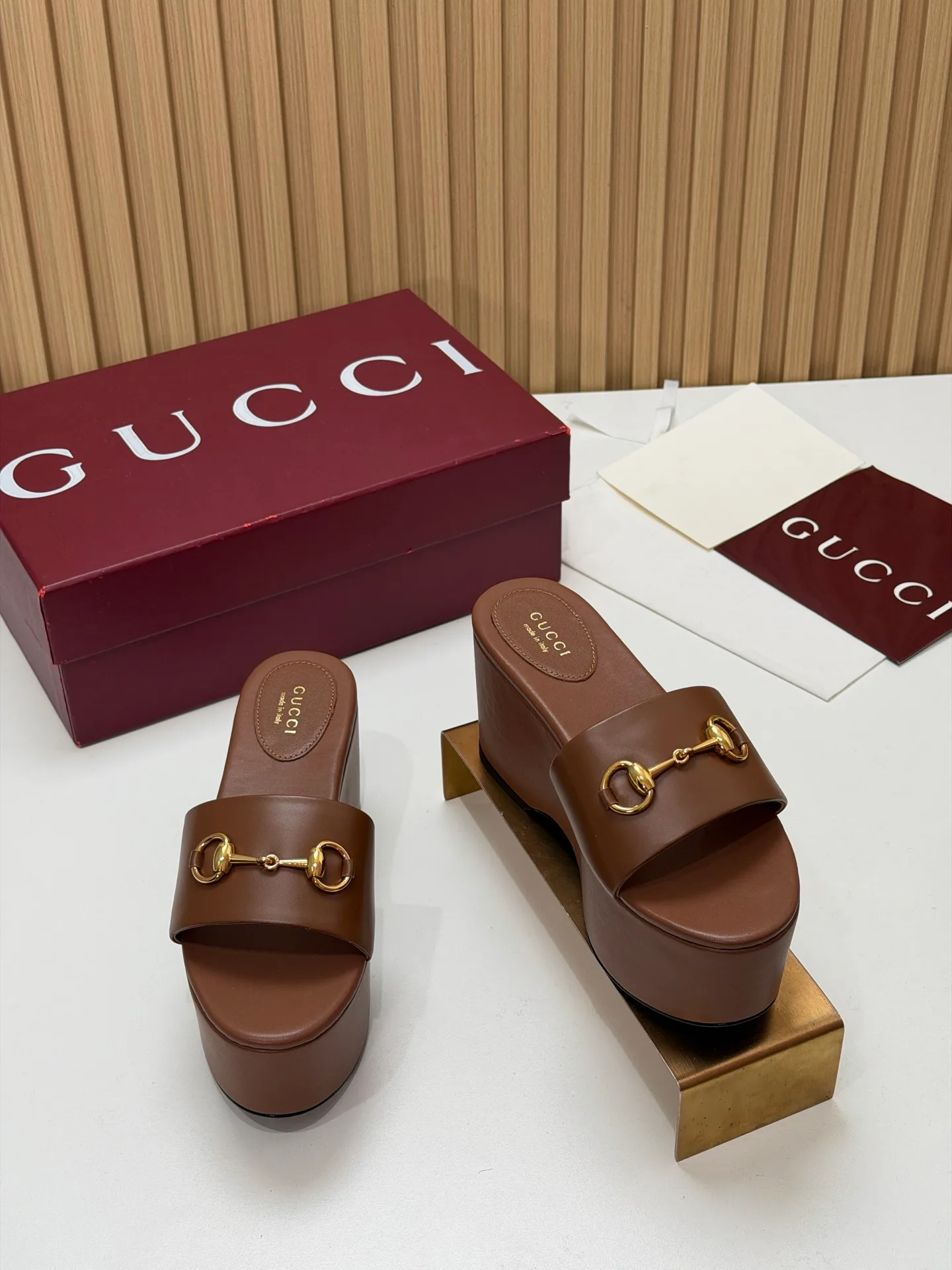 Босоножки Женские Gucci 17631679