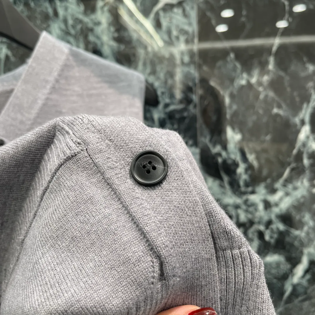 Жилеты Женские Miu Miu 11397769