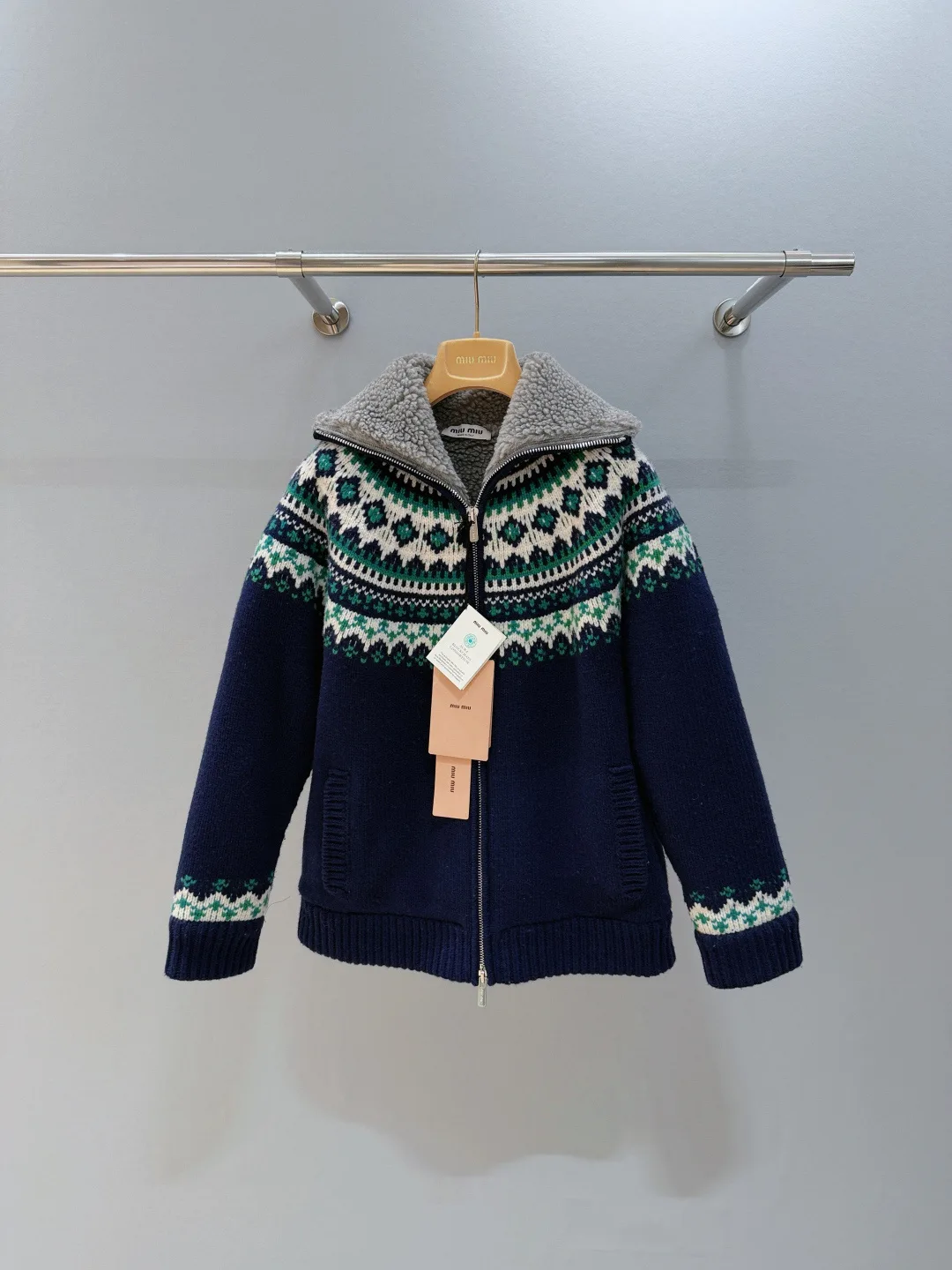 Куртки И Пуховики Женские Miu Miu 284236