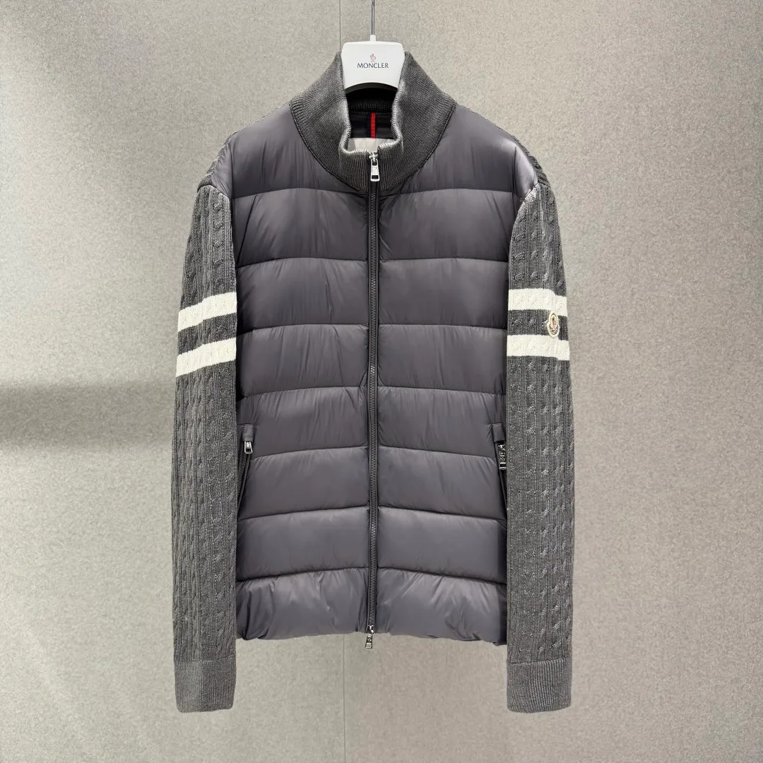 Куртки И Пуховики Мужские Moncler 17418475