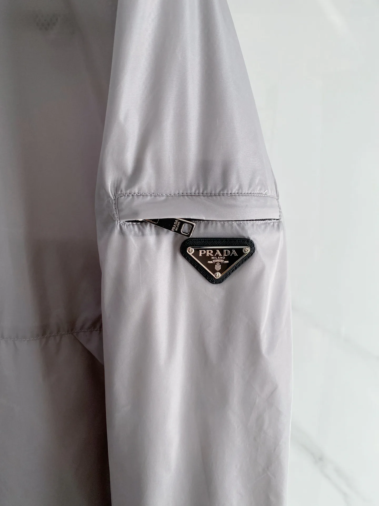 Куртки И Пуховики Мужские Prada 5016982