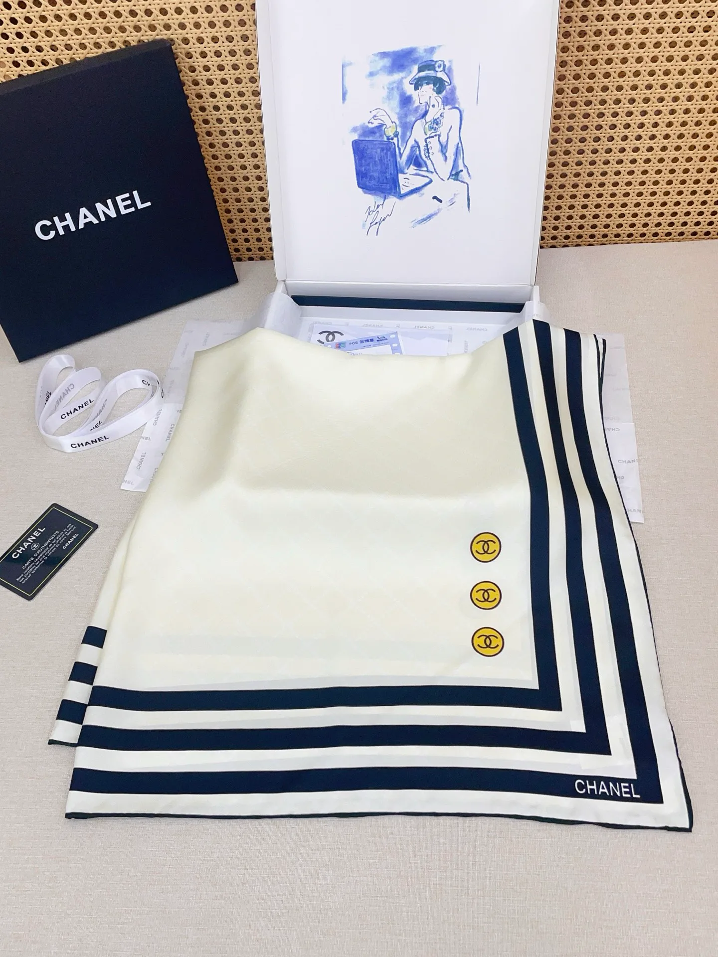 Платки Chanel 13119697