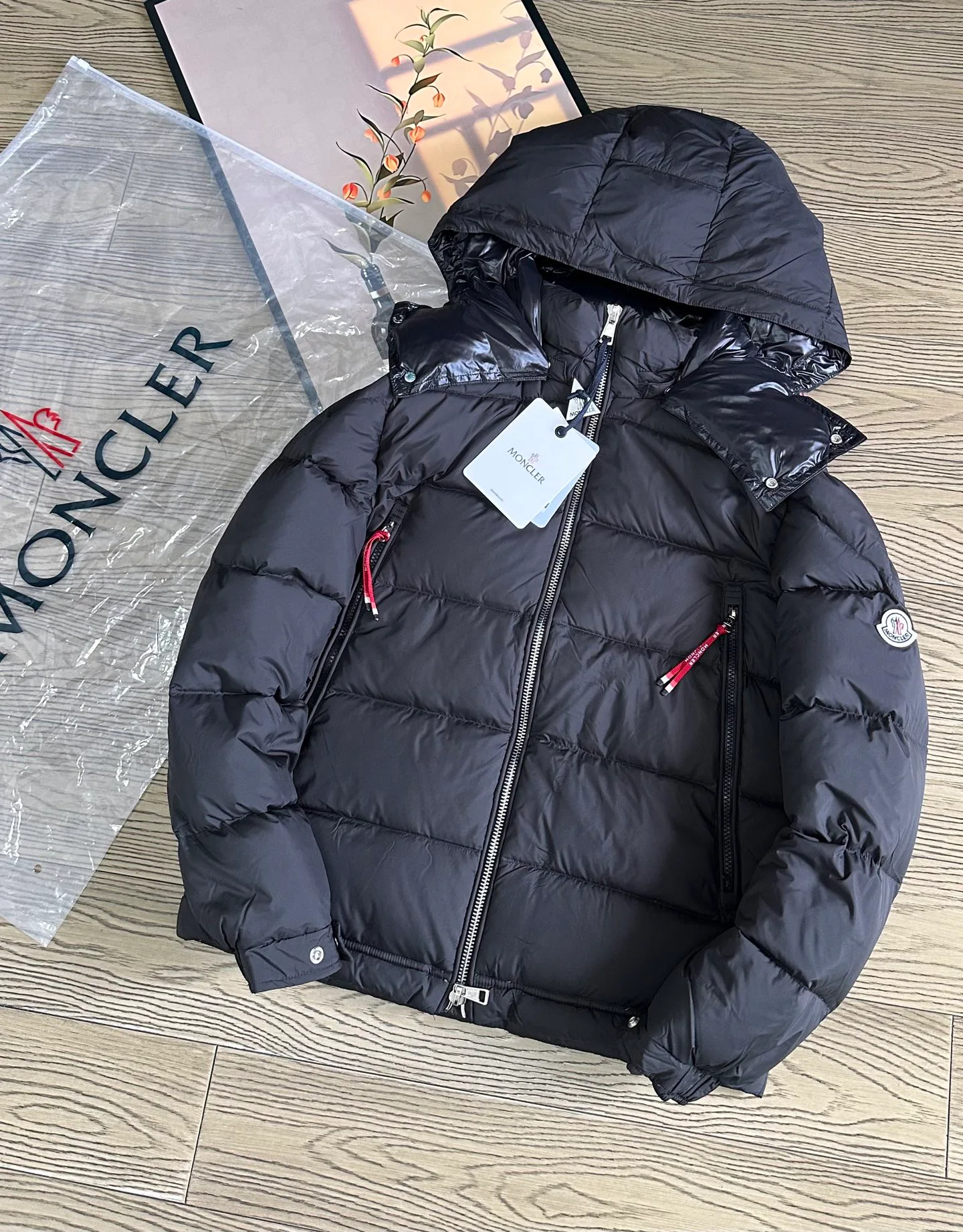 Куртки И Пуховики Женские Moncler 5379591