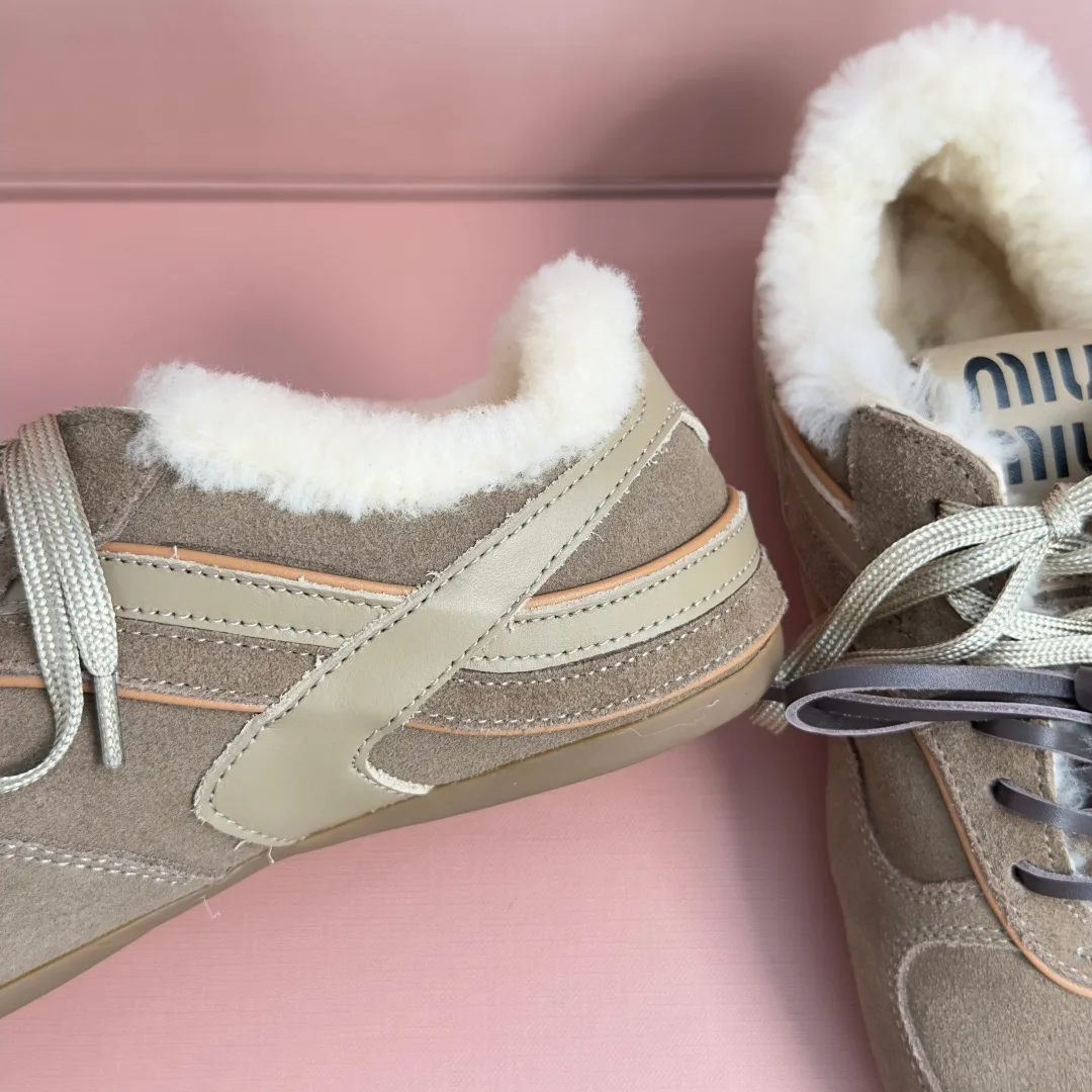 Кроссовки Женские Miu Miu 18505377