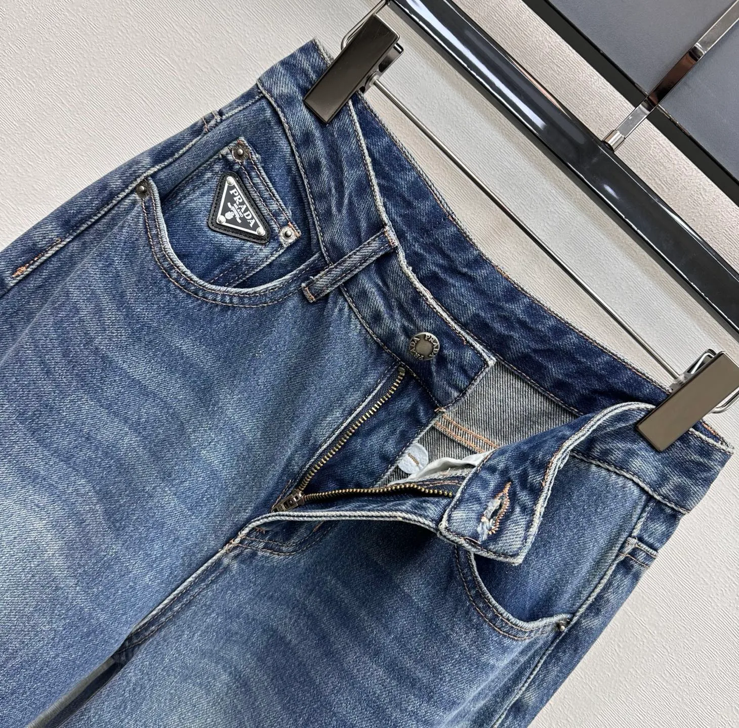 Джинсы Женские Prada 12713908