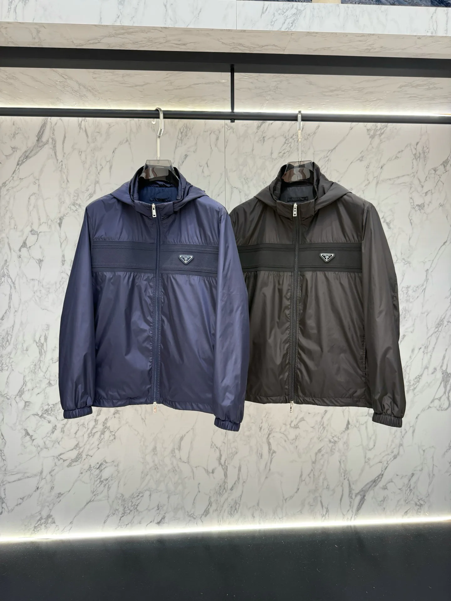 Куртки И Пуховики Женские Prada 18178422