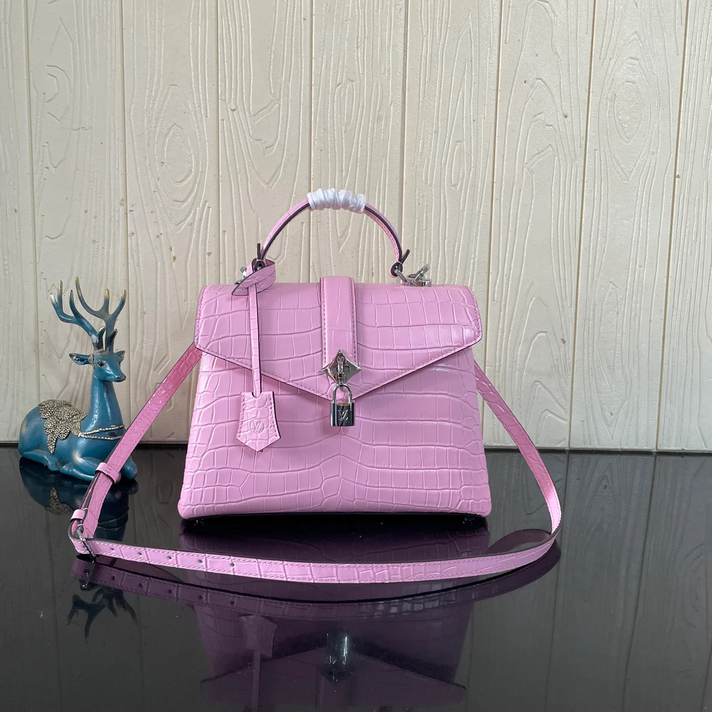 Сумки На Ремне Женские Louis Vuitton 515528