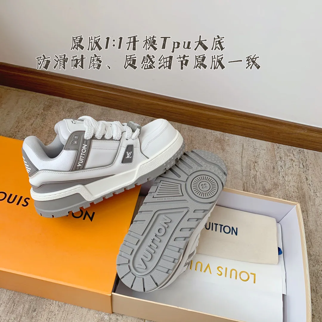 Кроссовки Женские Louis Vuitton 10234442
