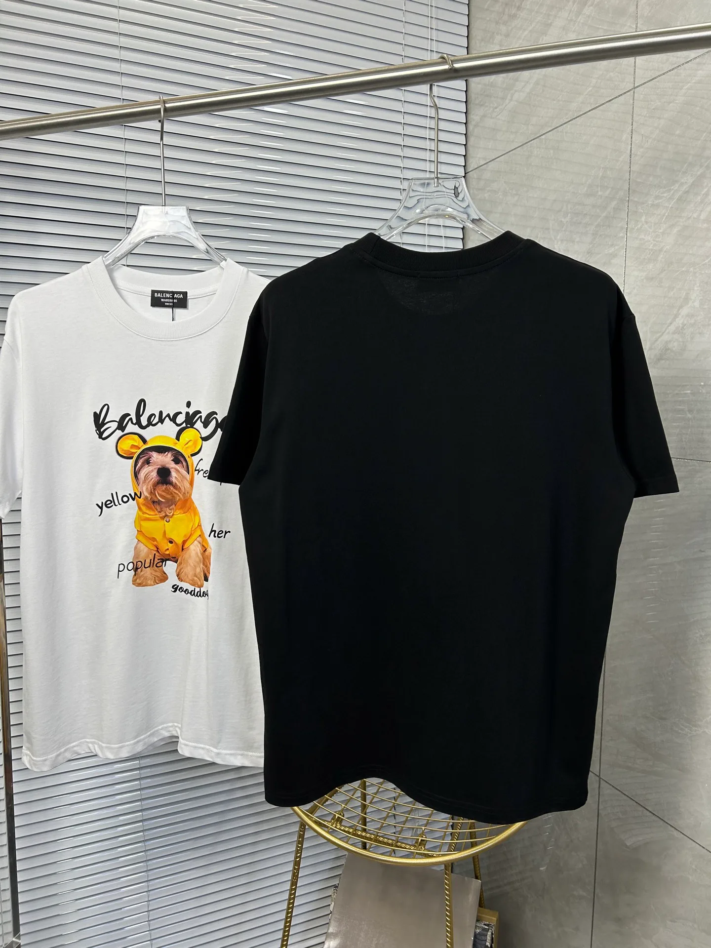 Футболки Женские Balenciaga 15448