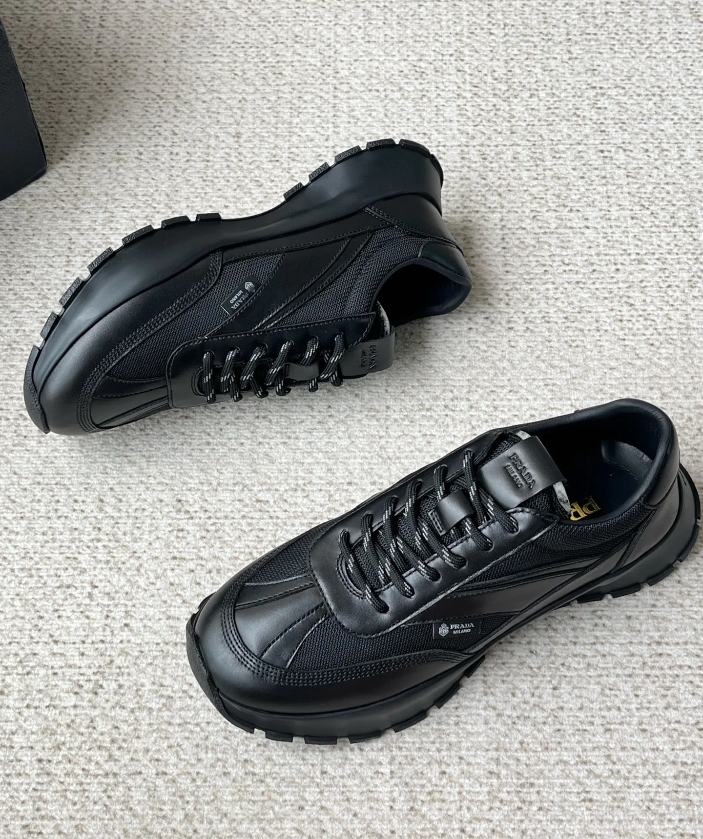 Кроссовки Мужские Prada 17342971