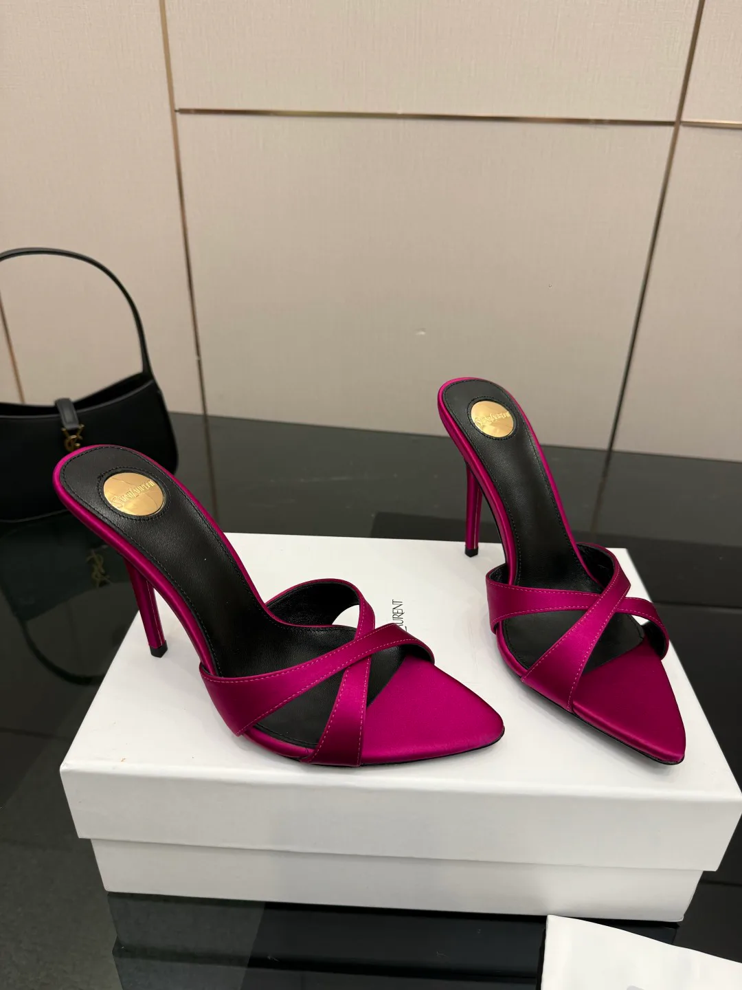 Босоножки Женские Saint Laurent 11424884