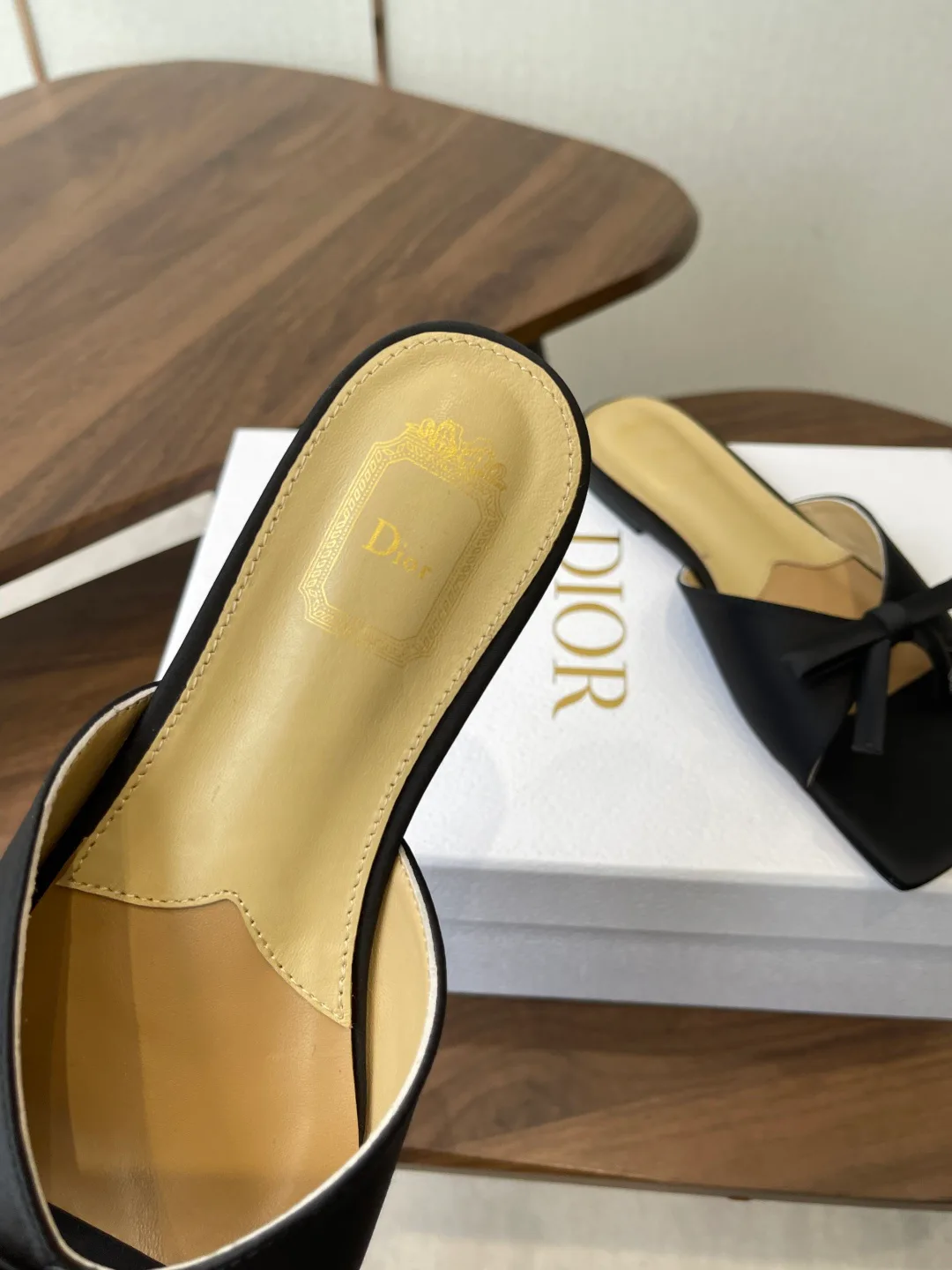 Шлепанцы Женские Christian Dior 14323661