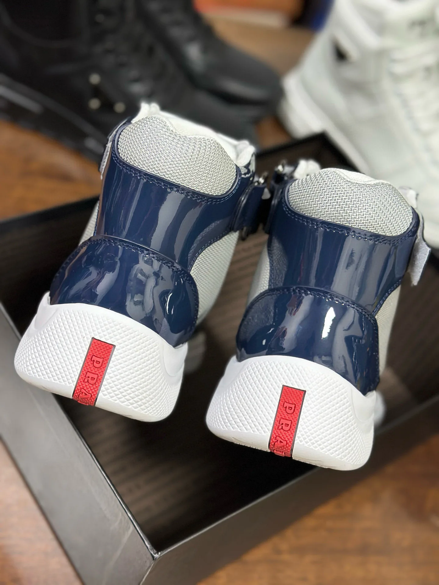 Кроссовки Мужские Prada 6264198