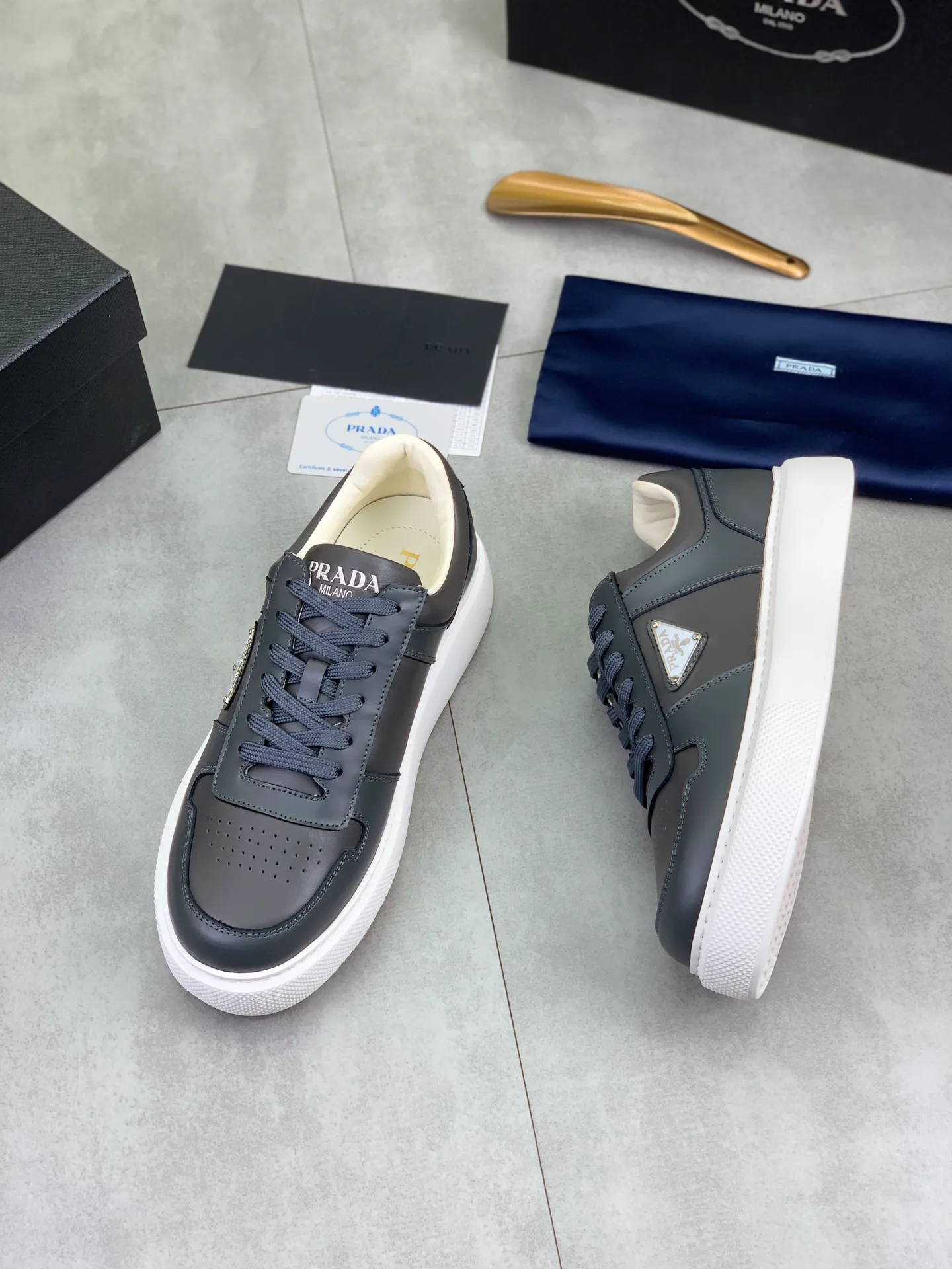 Кроссовки Мужские Prada 13428274