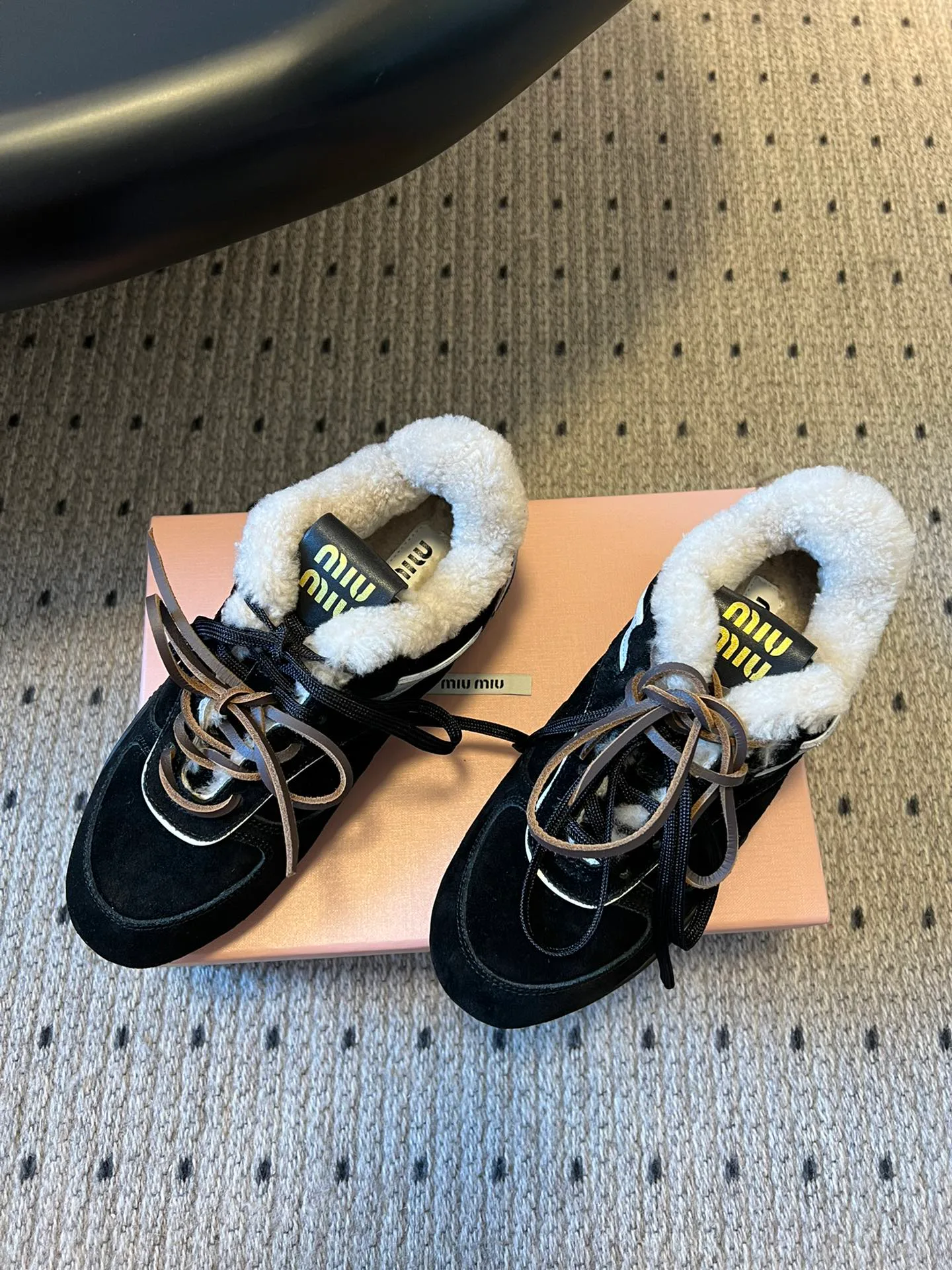 Кроссовки Женские Miu Miu 334574