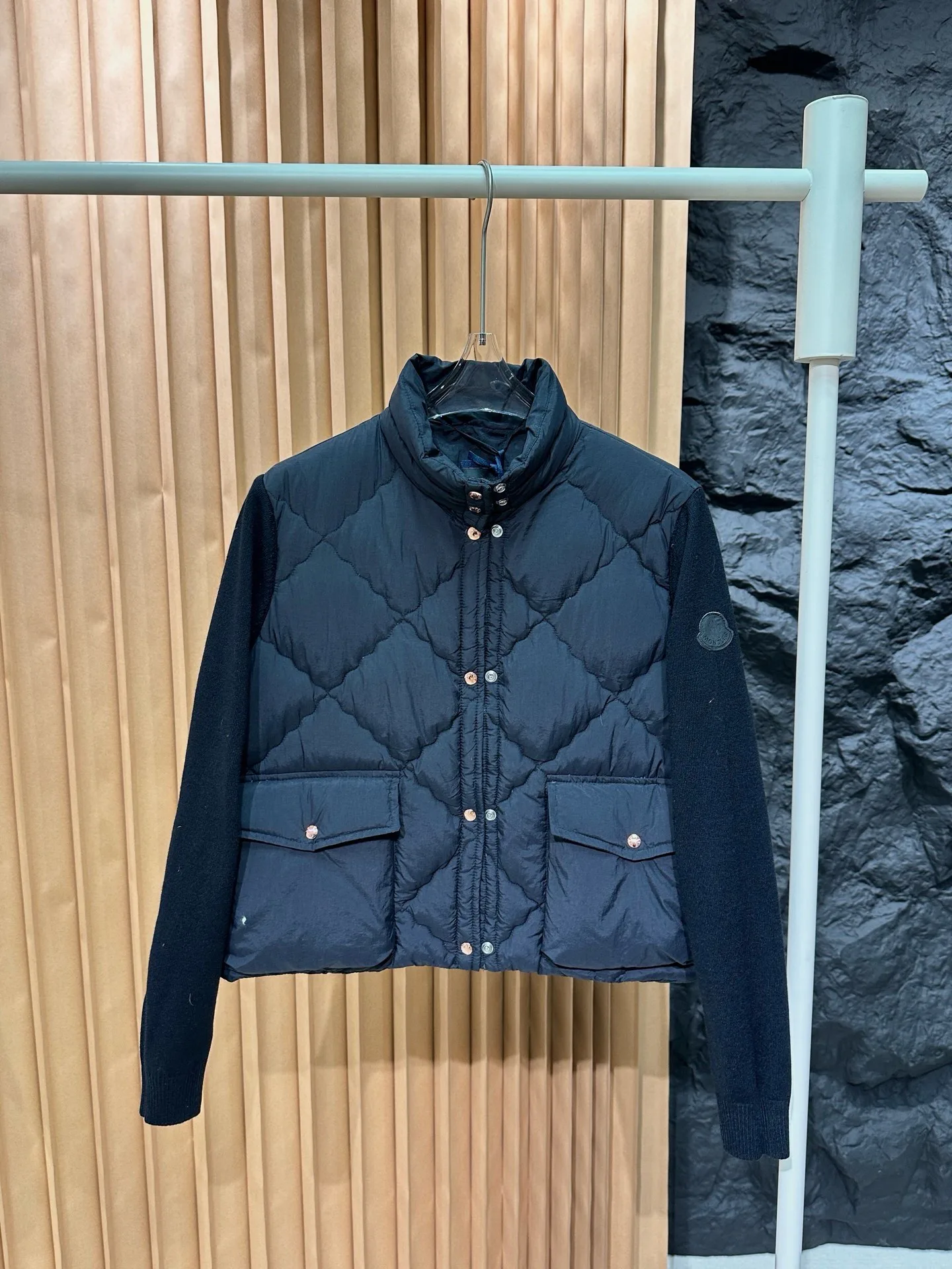 Куртки И Пуховики Женские Moncler 18016937