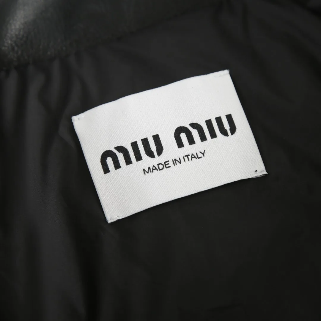 Куртки И Пуховики Женские Miu Miu 18022449