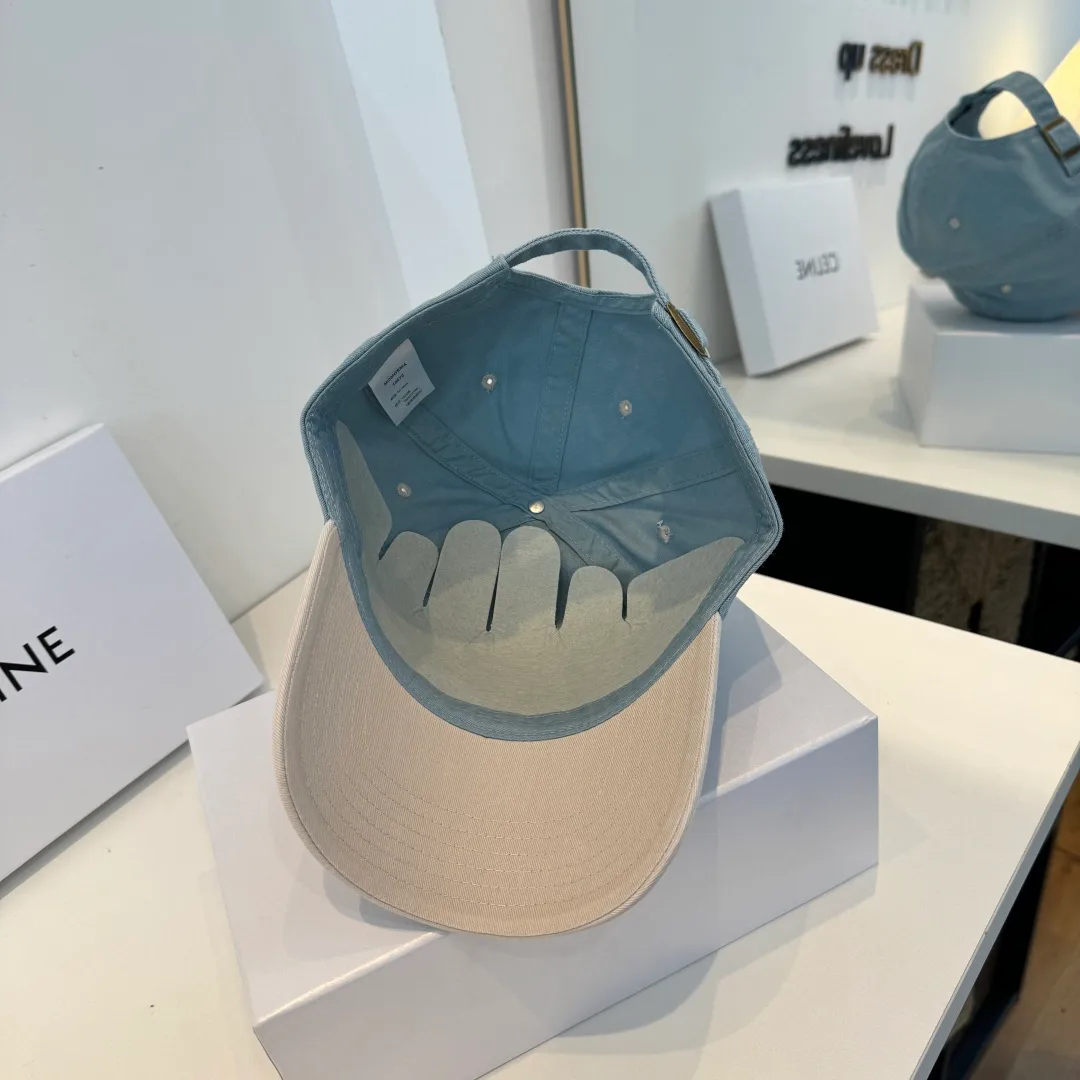 Головные Уборы Celine 12662010