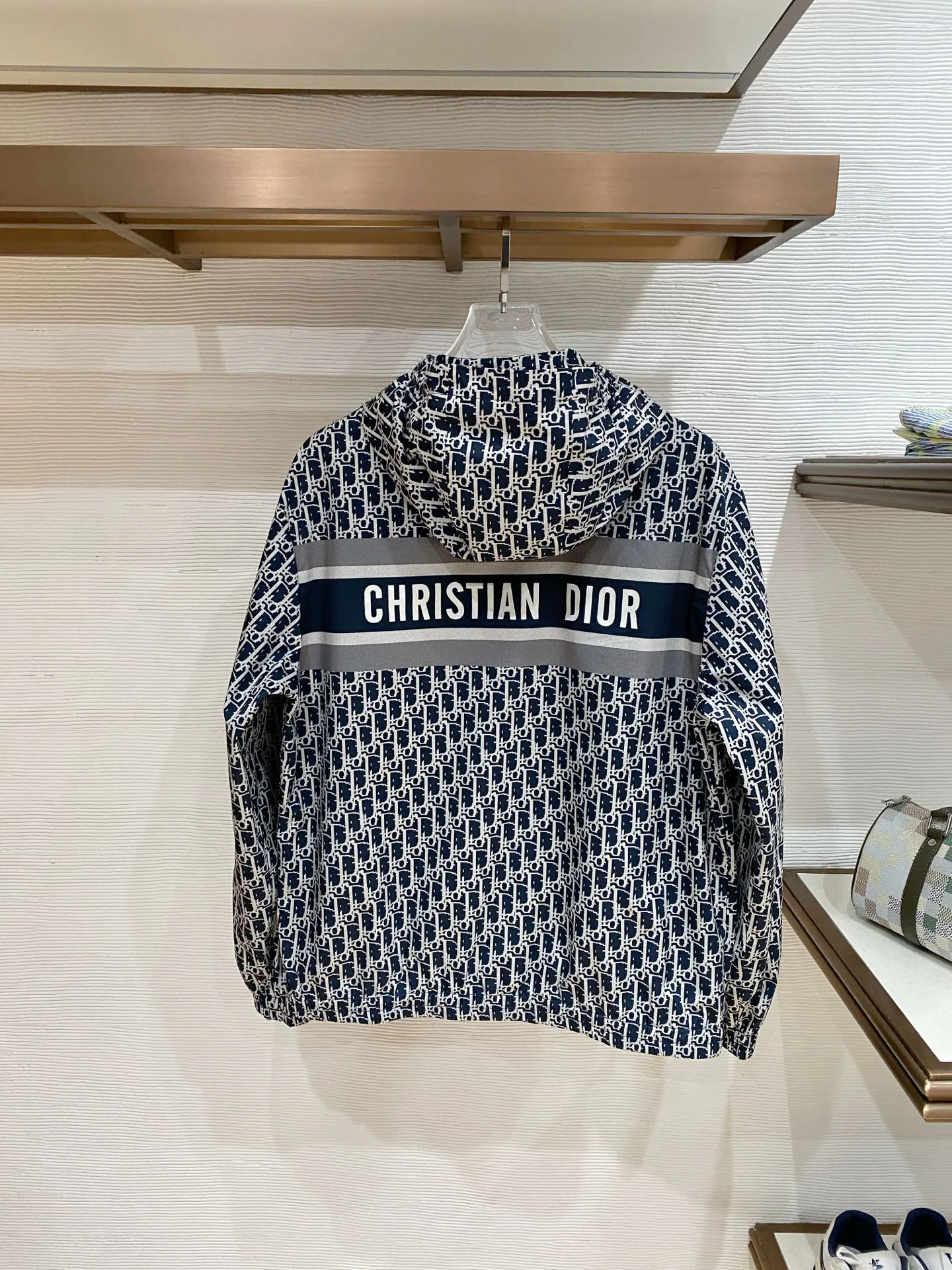 Куртки И Пуховики Мужские Christian Dior 10271851