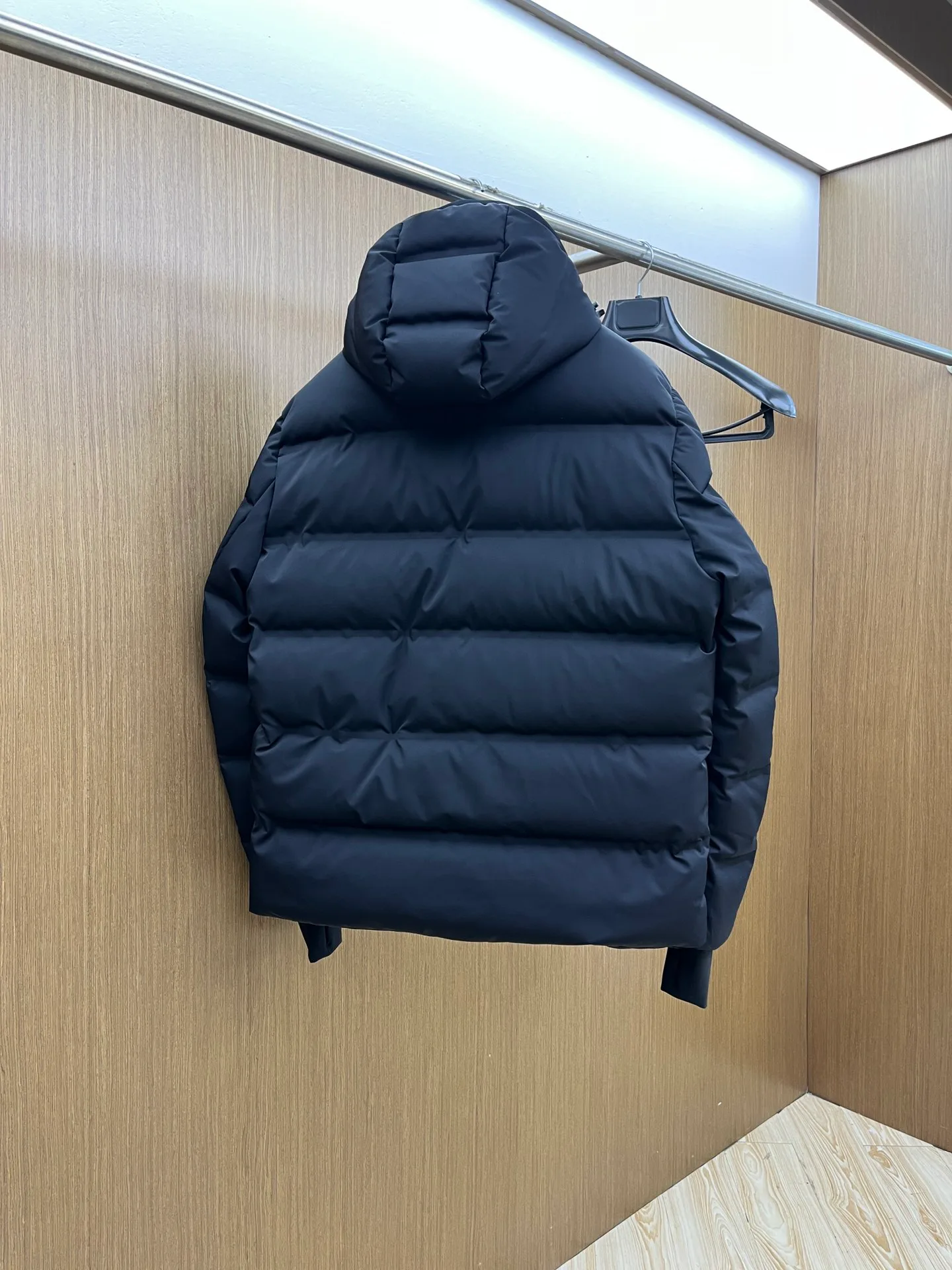 Куртки И Пуховики Мужские Moncler 18194605