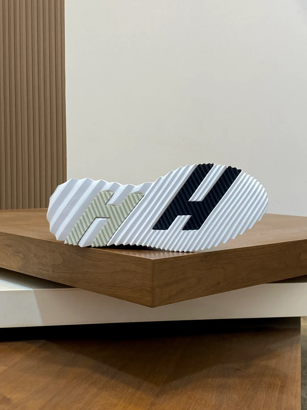 Кроссовки Мужские Hermes 18039727