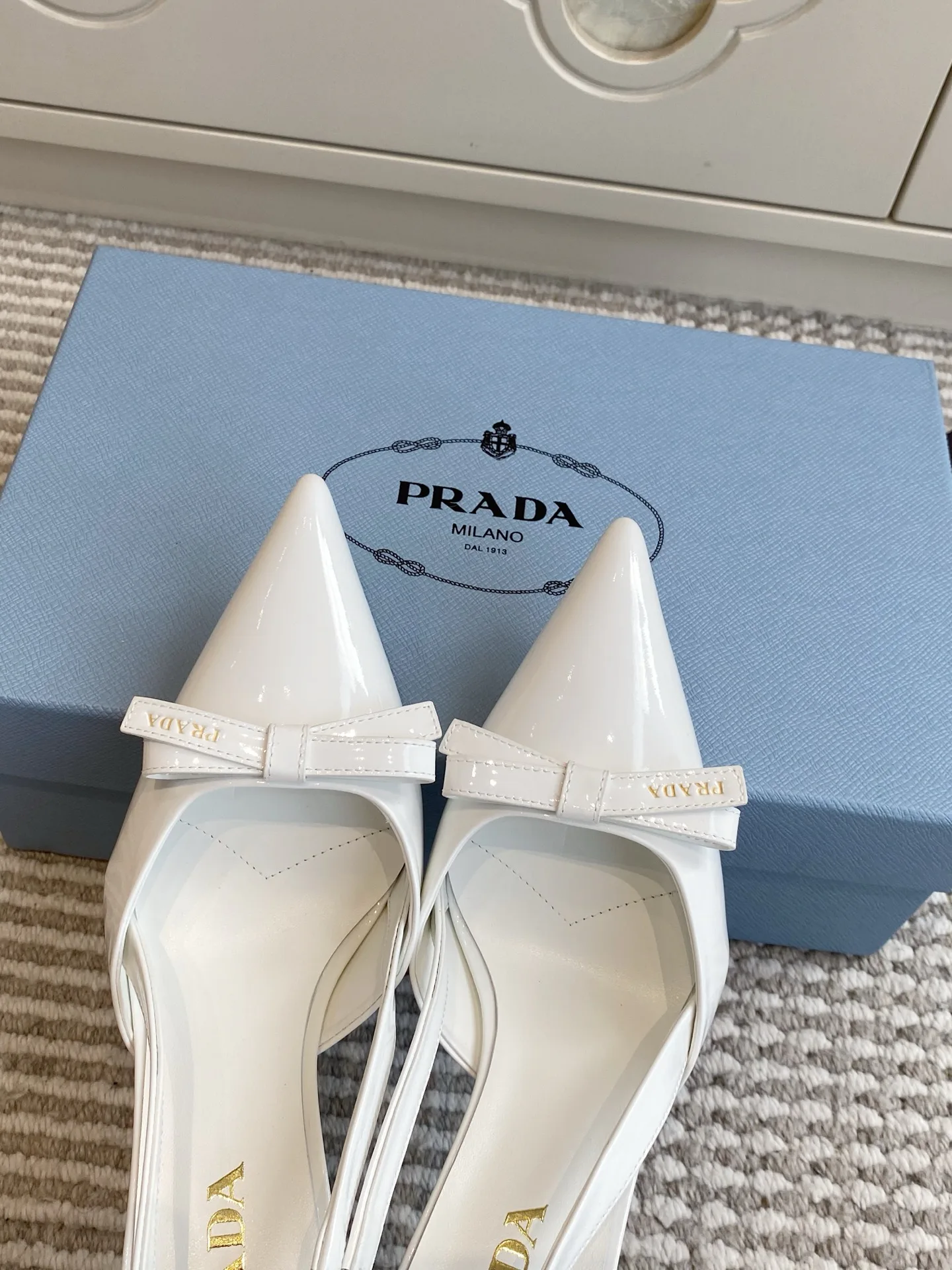 Босоножки Женские Prada 17527314
