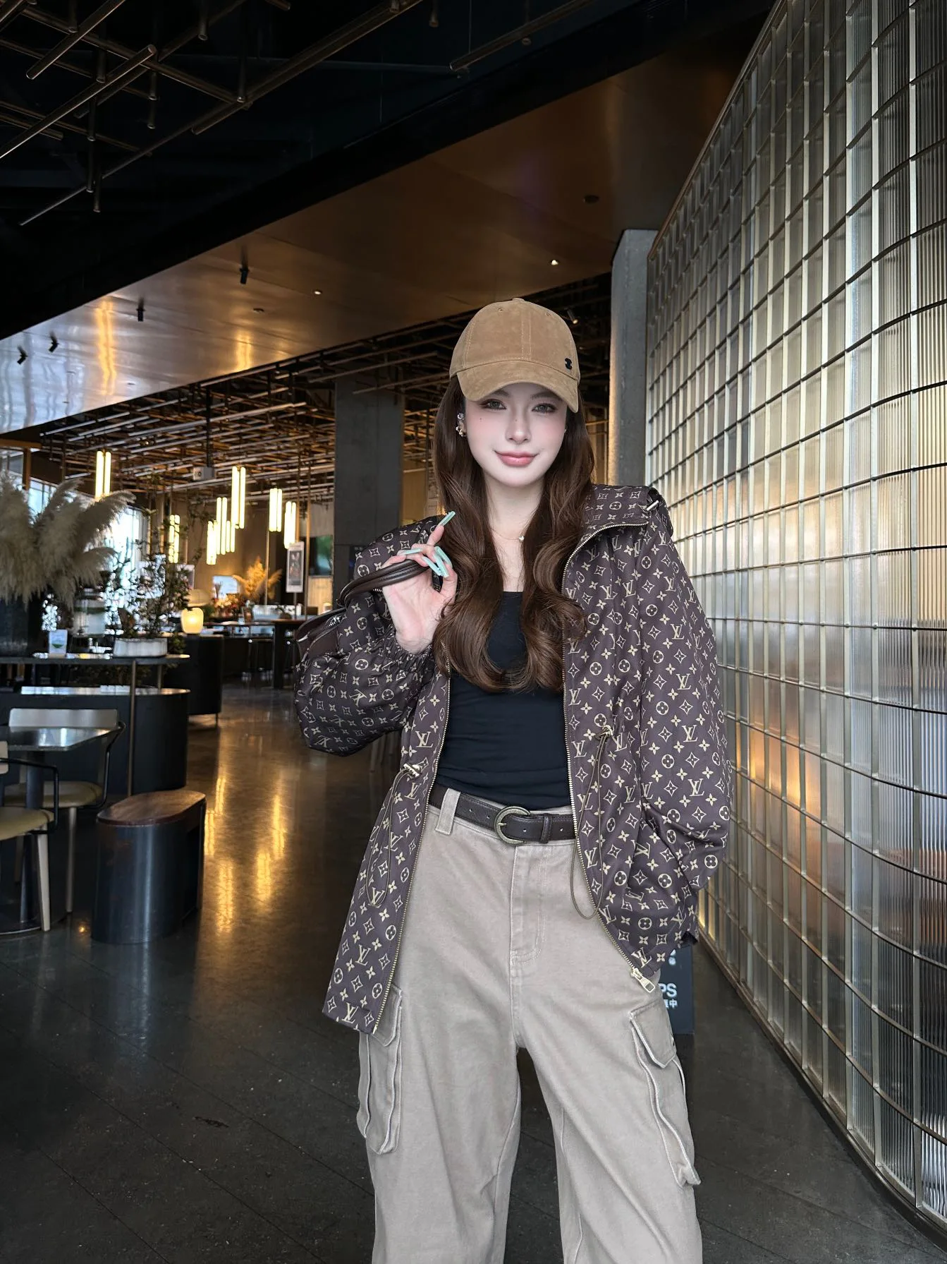 Куртки И Пуховики Женские Louis Vuitton 18451106