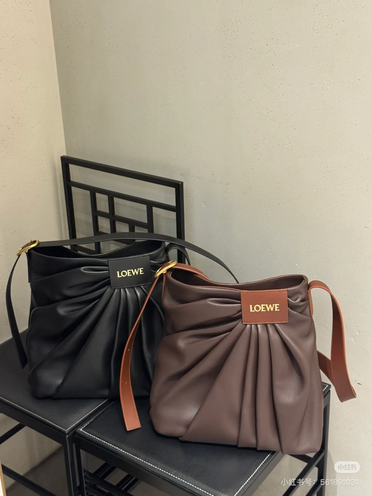 Классические Сумки Женские Loewe 690231