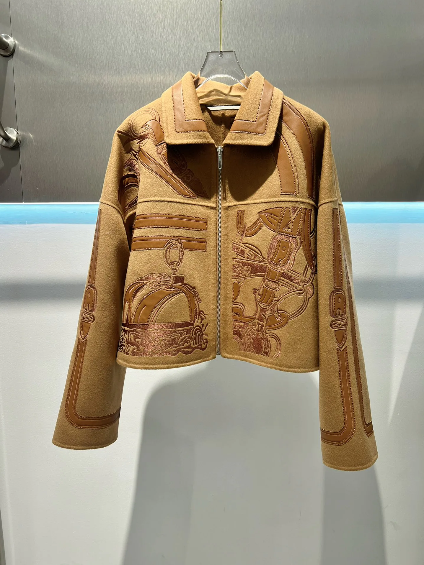 Куртки И Пуховики Женские Hermes 1757150