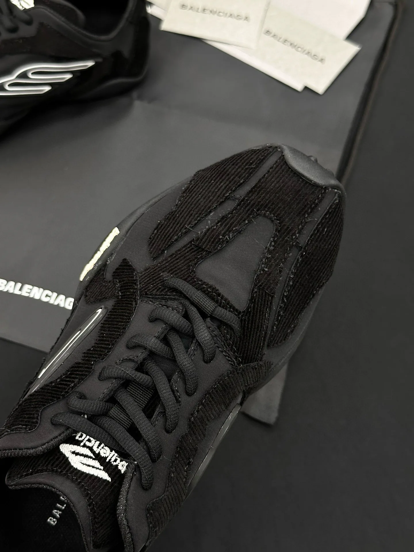 Кроссовки Женские Balenciaga 10997418