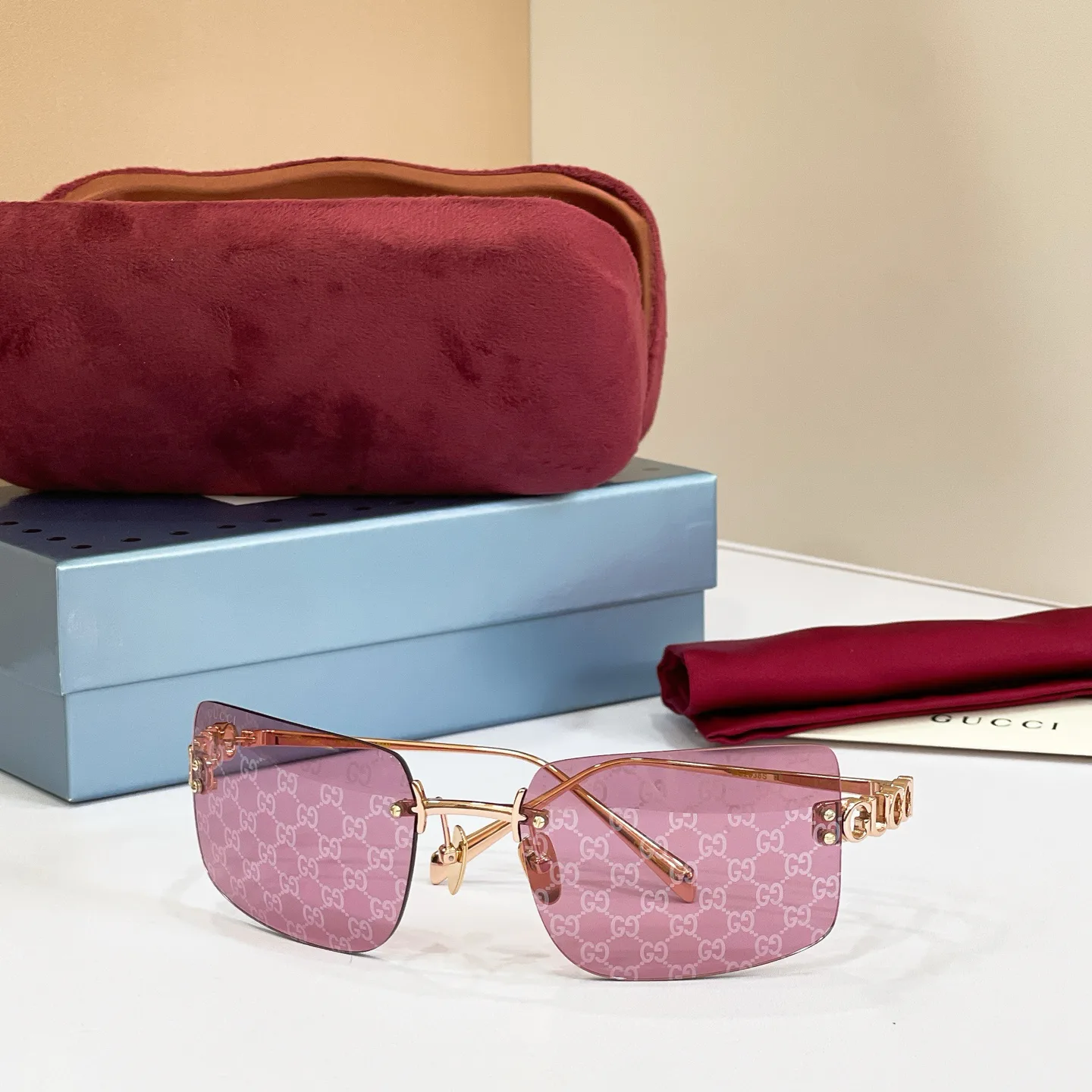 Очки Gucci 17495885
