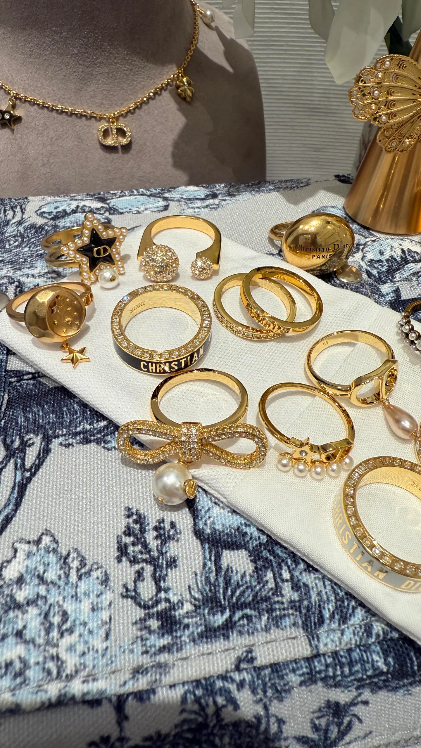 Бижутерия Christian Dior 17677