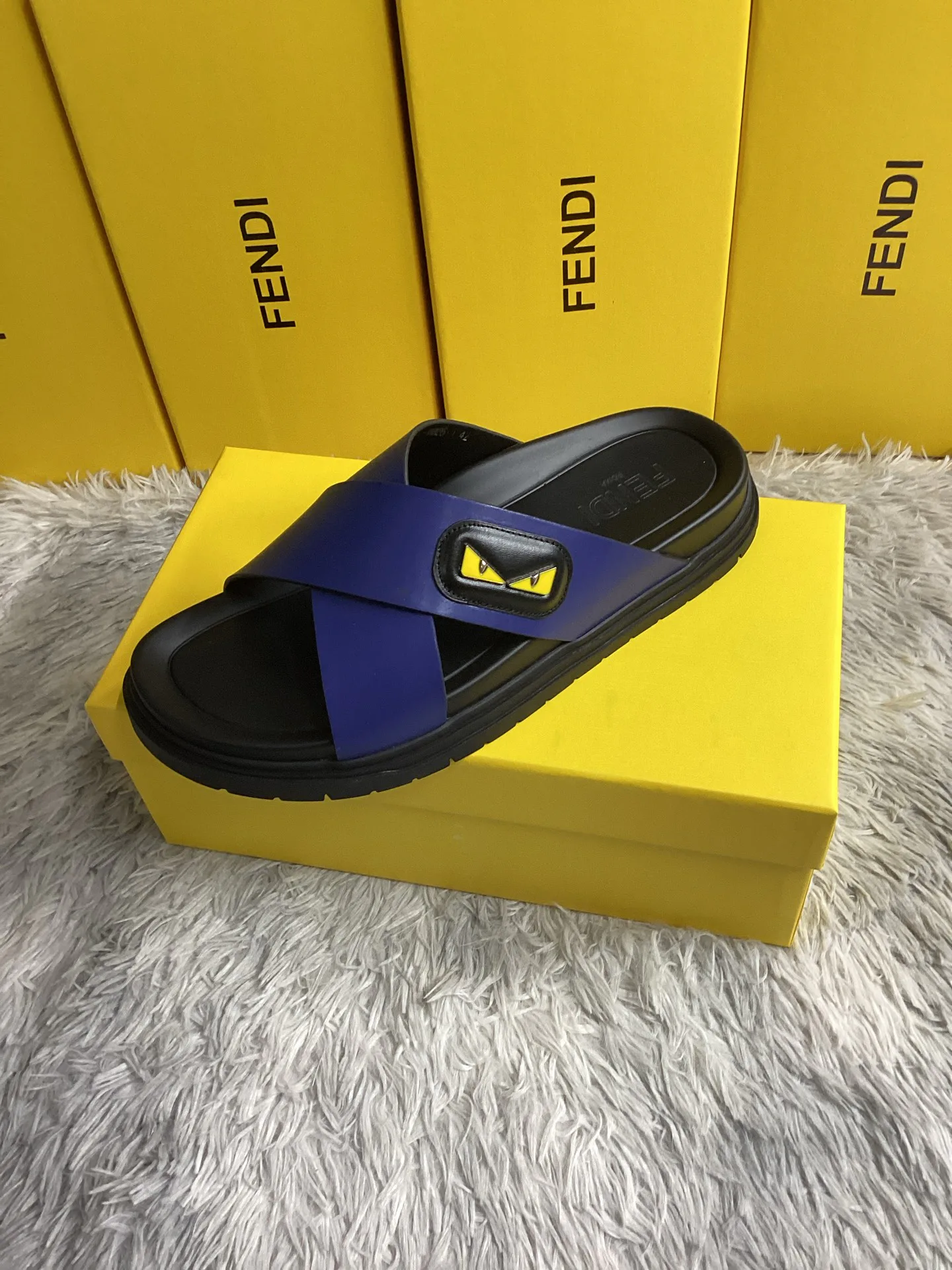 Шлепанцы Мужские Fendi 13353283