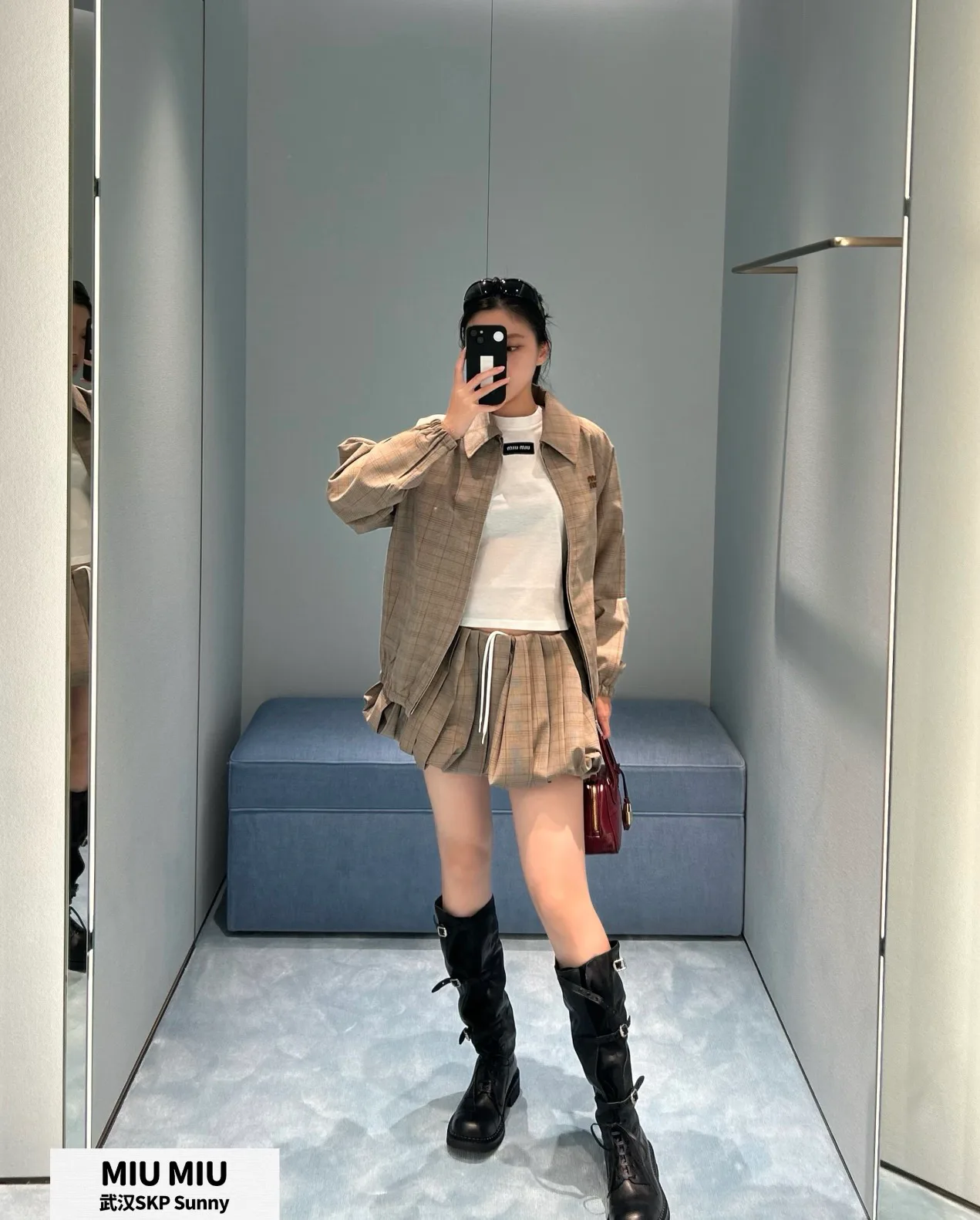 Куртки И Пуховики Женские Miu Miu 18113756
