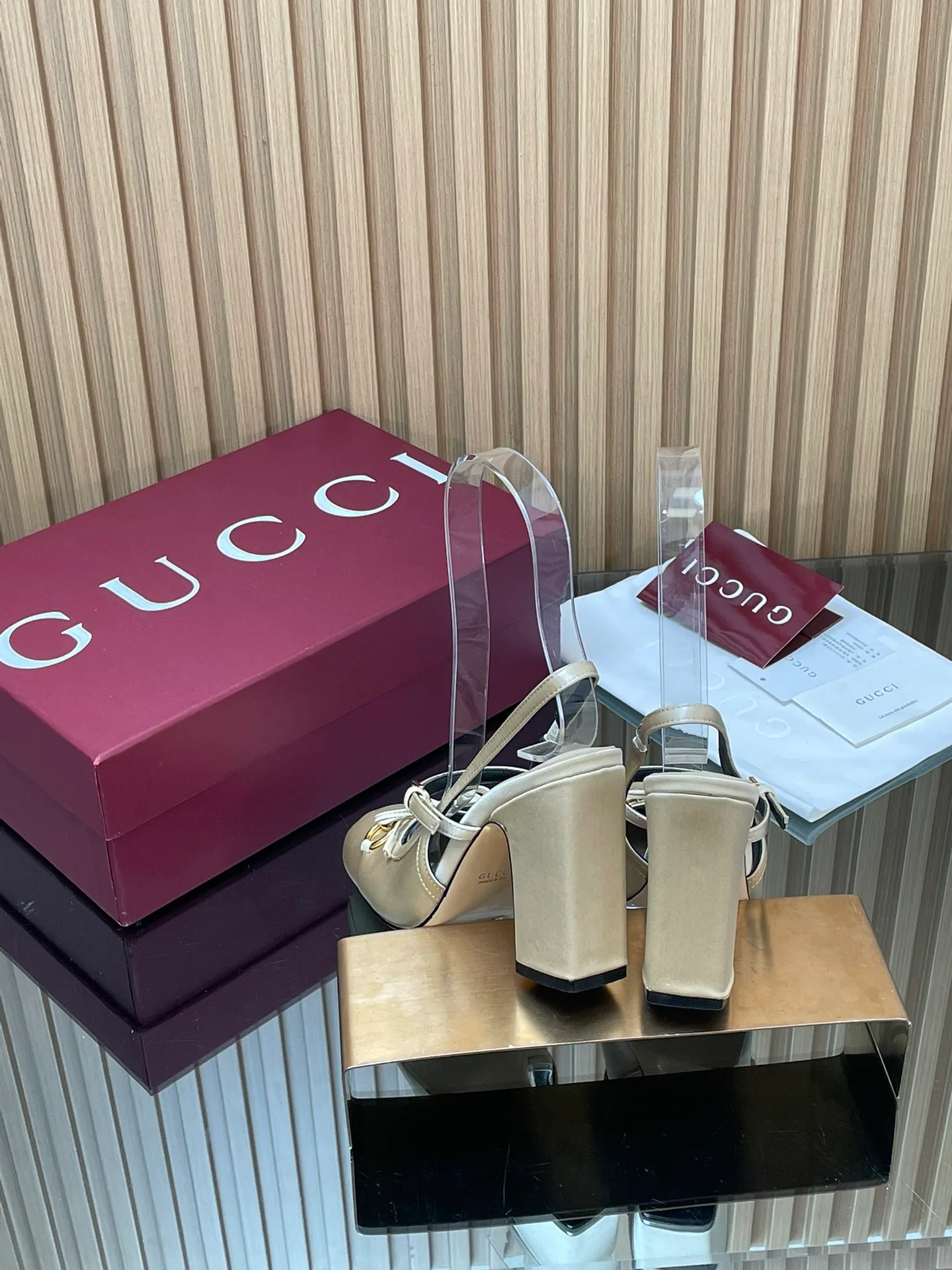 Туфли Женские Gucci 299385