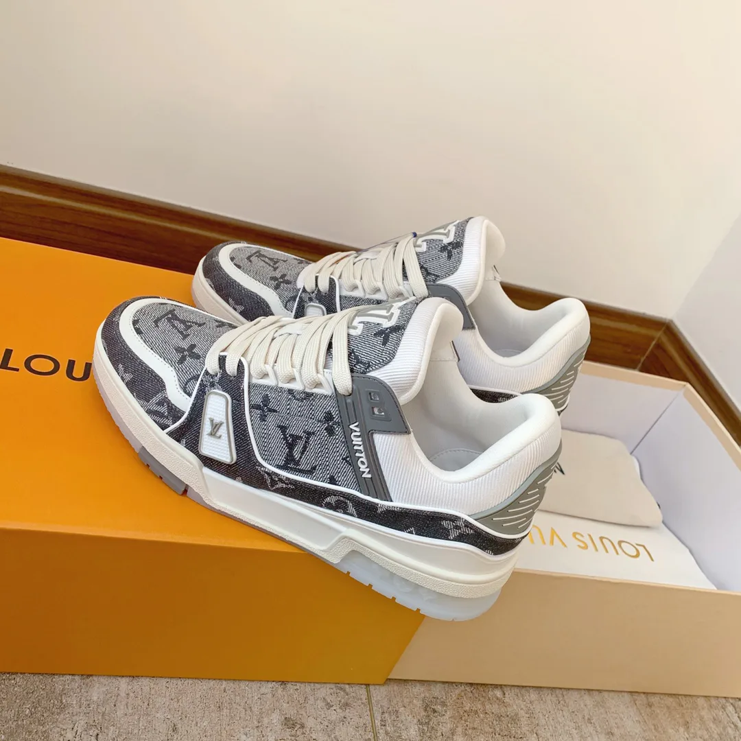 Кроссовки Женские Louis Vuitton 10234429