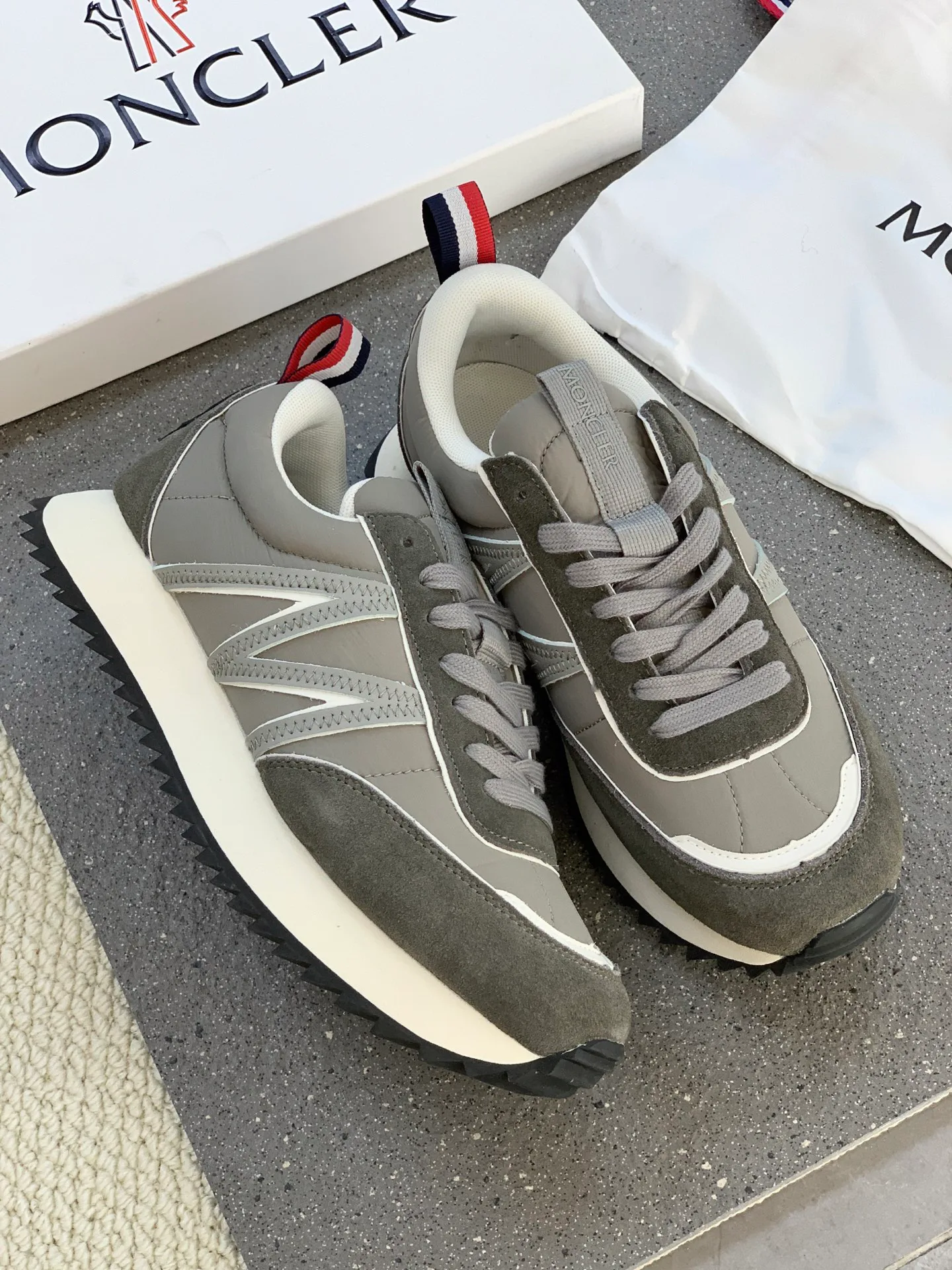 Кроссовки Мужские Moncler 230474